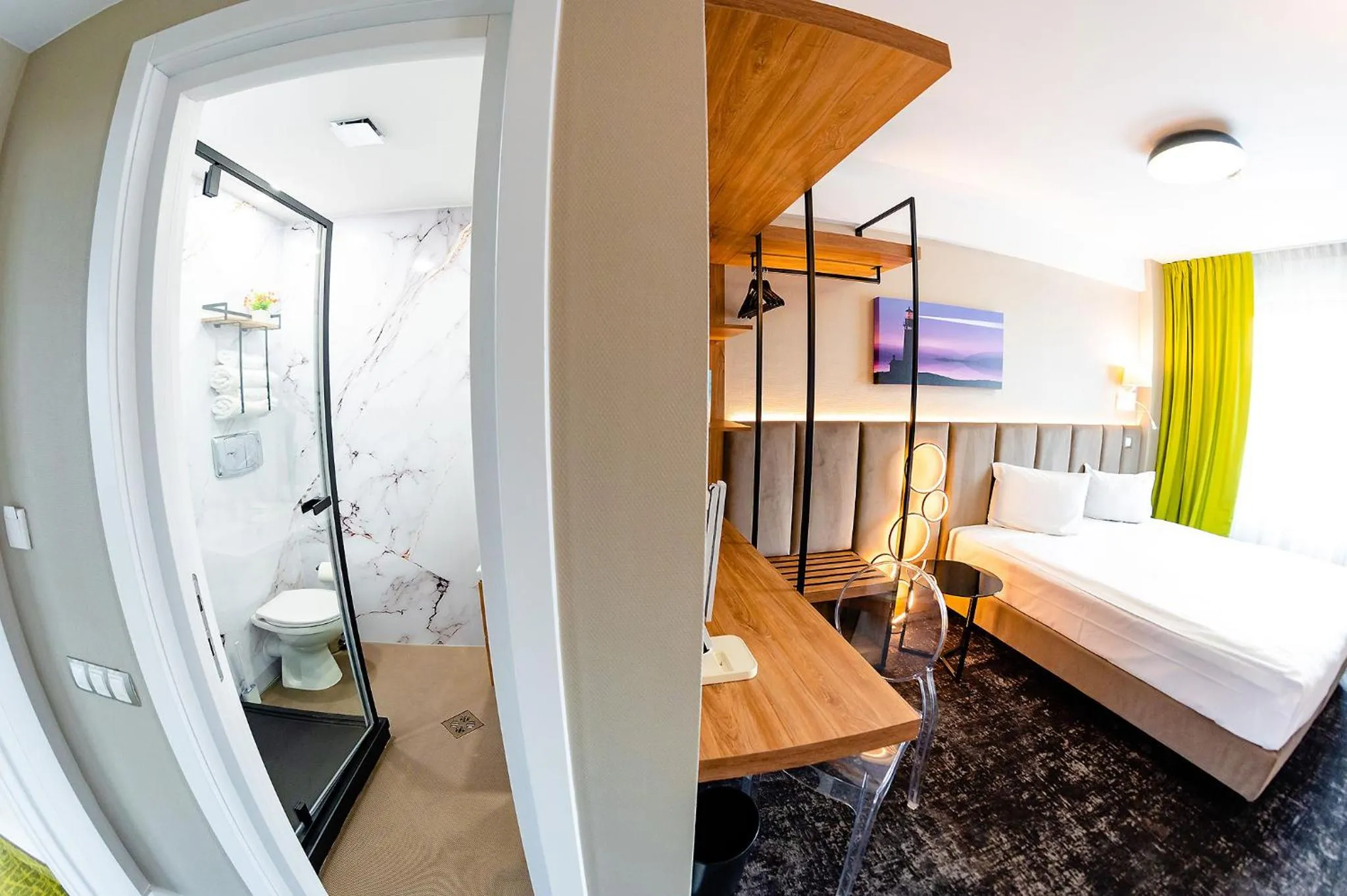 Bed in Business Hotel Conference Center & Spa