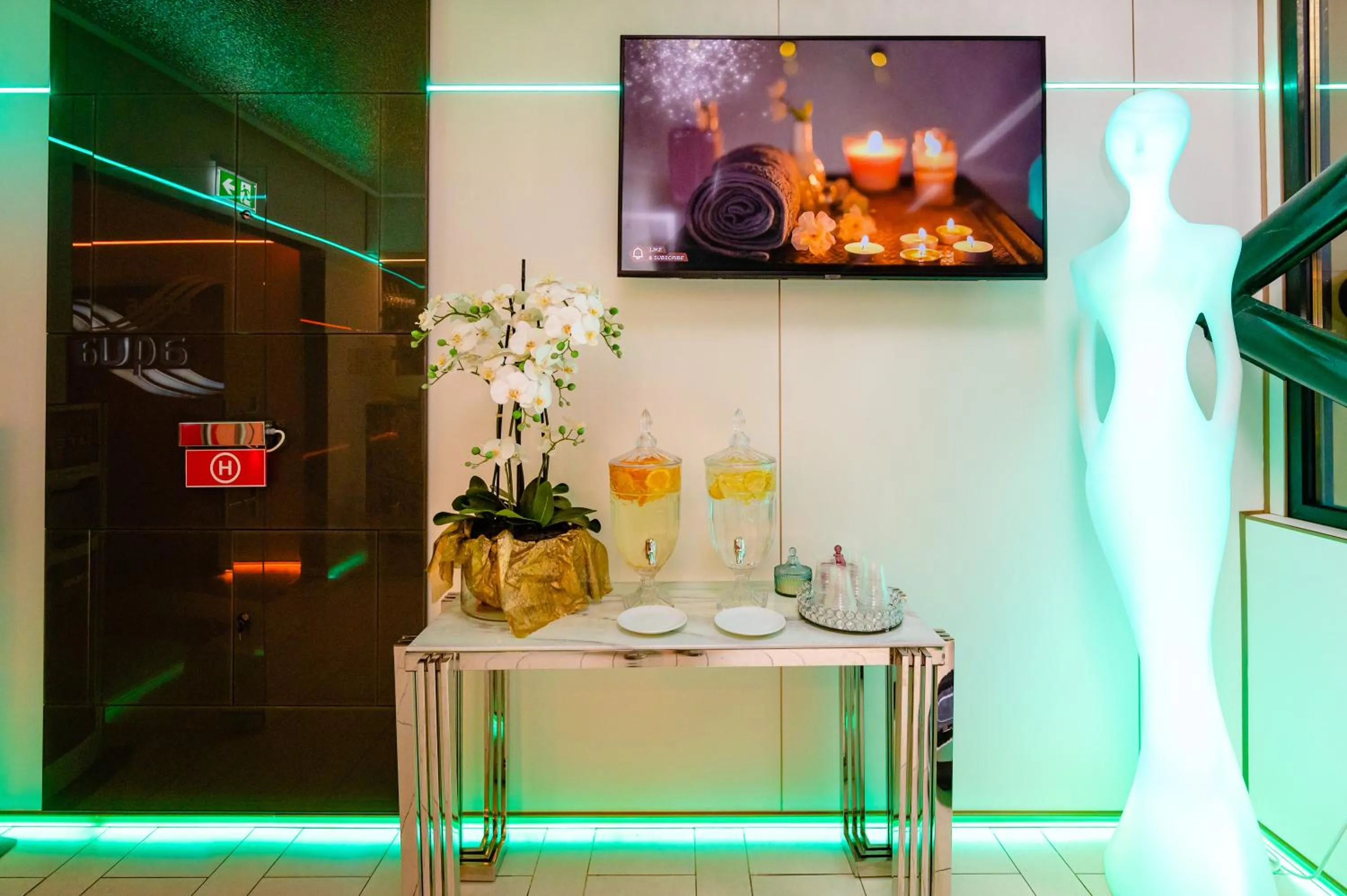 Business Hotel Conference Center & Spa