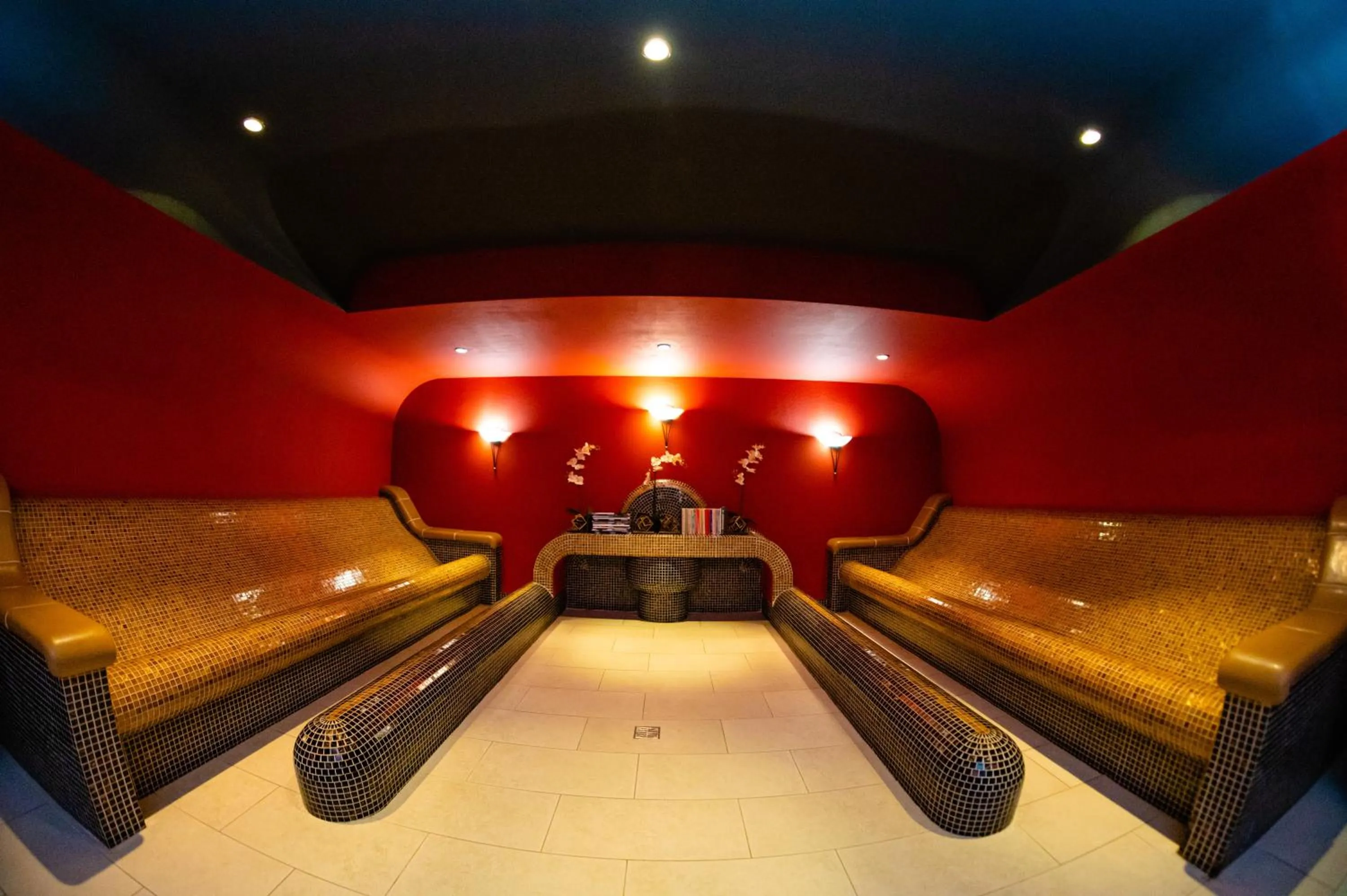 Business Hotel Conference Center & Spa