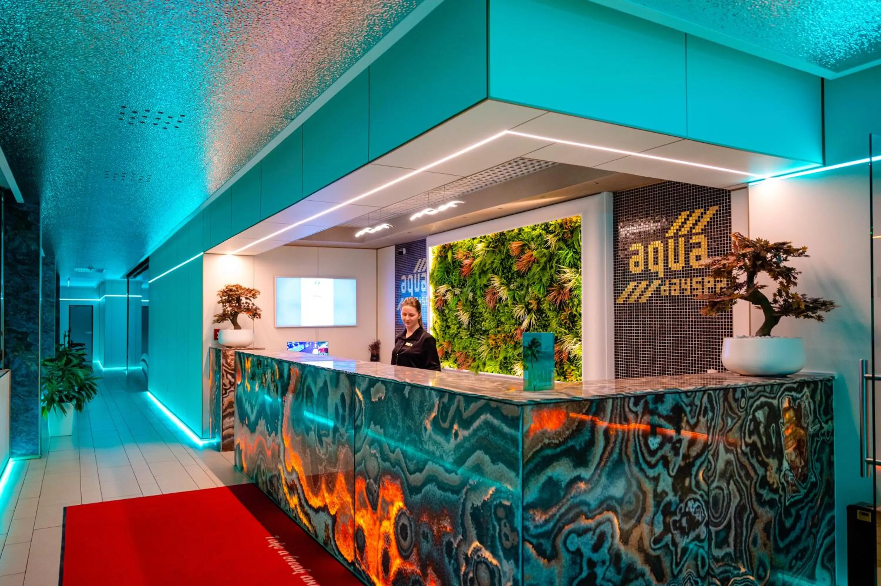 Business Hotel Conference Center & Spa