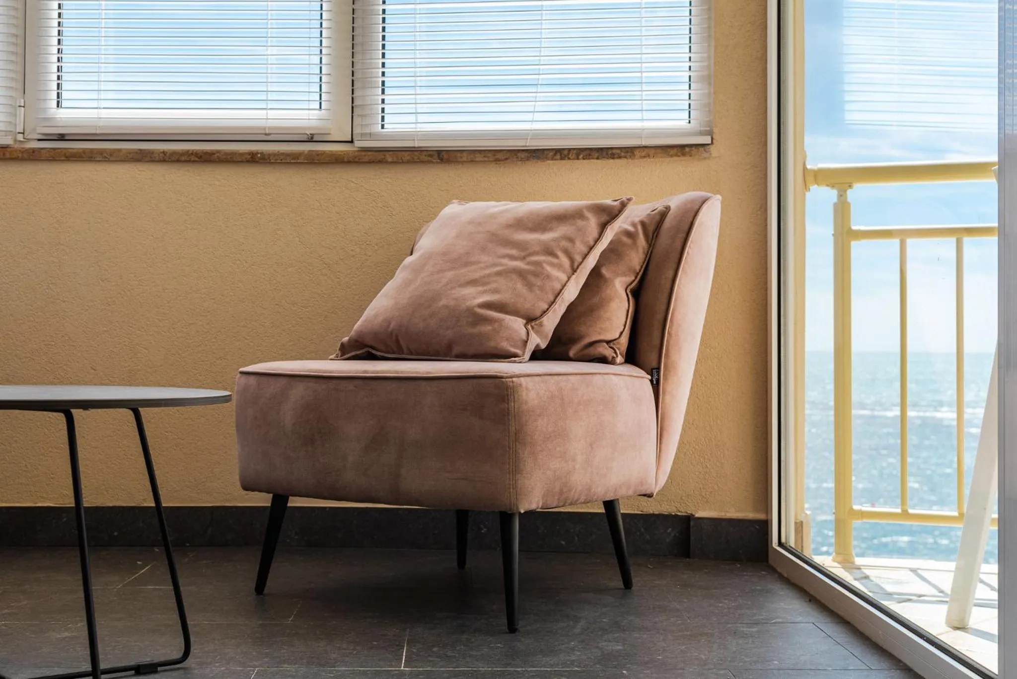 Living room in Aragosta Hotel