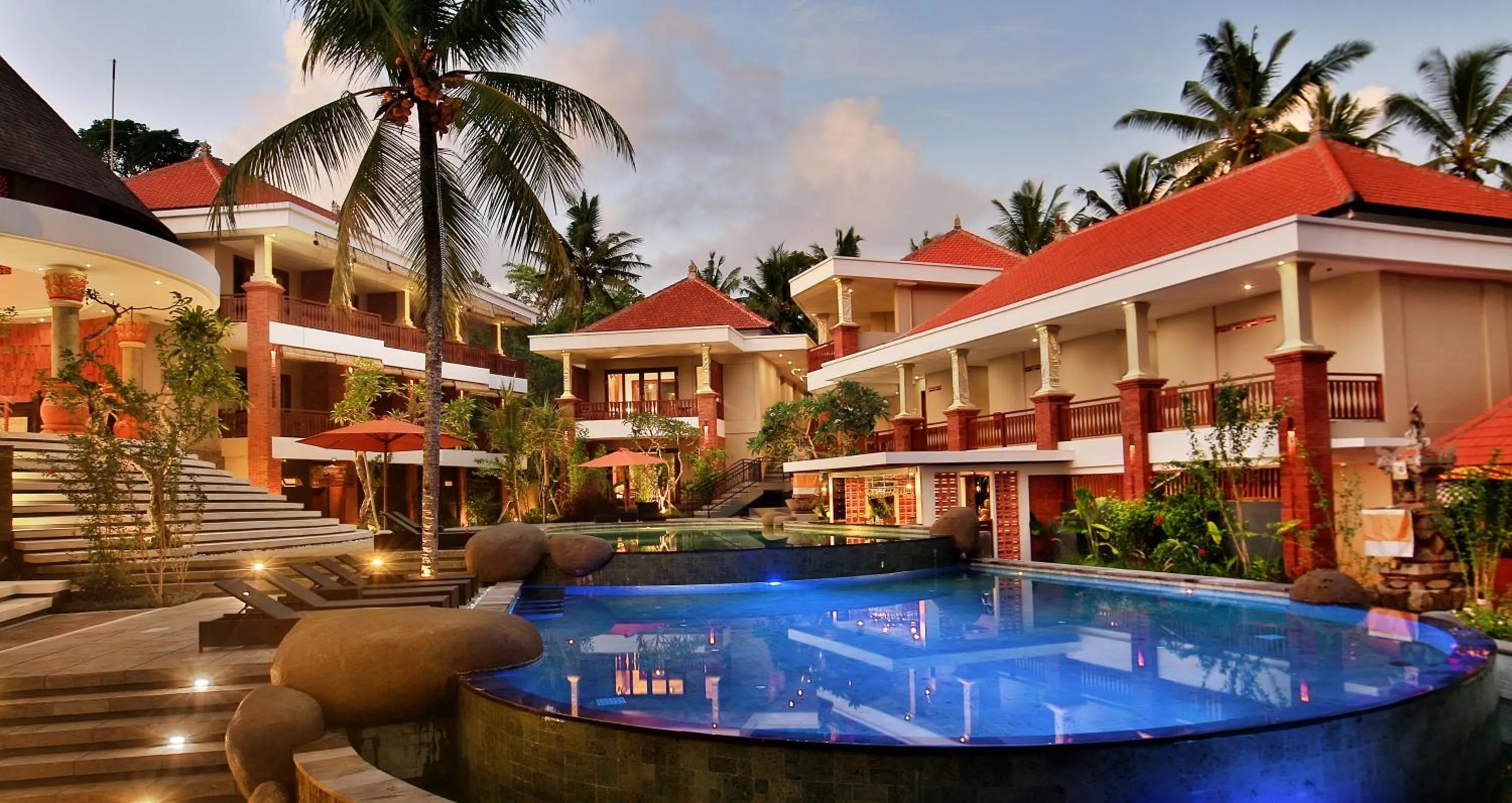 Swimming pool in Green Field Resort Ubud