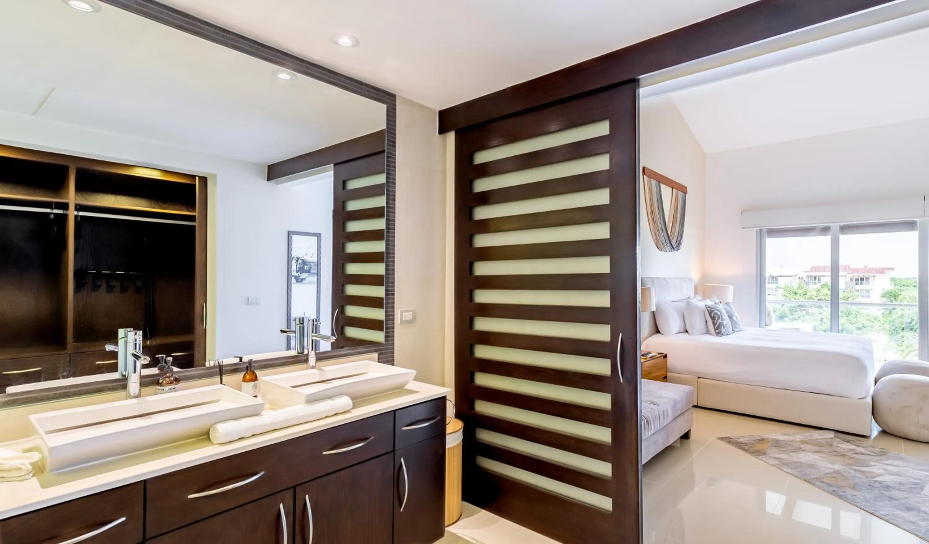 Mareazul Beach Front Condos At playa del Carmen