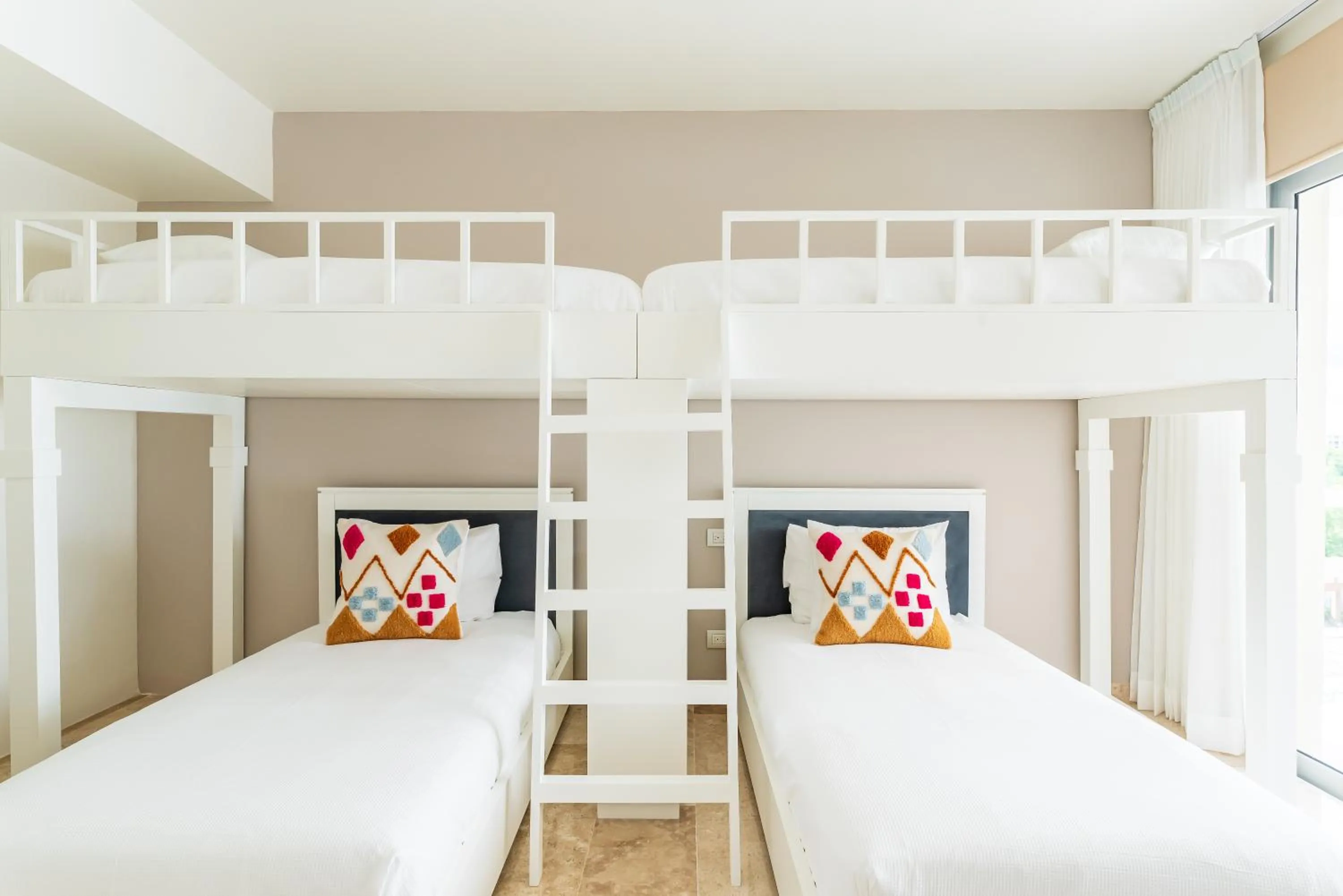 Bed in Mareazul Beach Front Condos At playa del Carmen