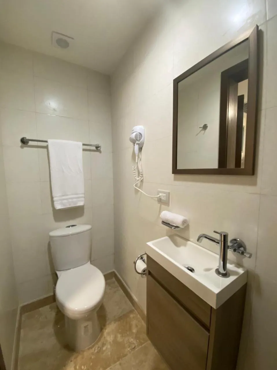 Mareazul Beach Front Condos At playa del Carmen