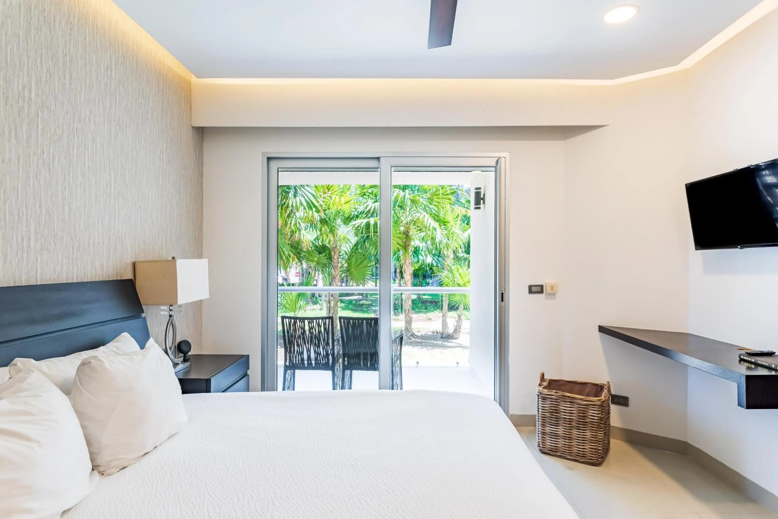 Bed in Mareazul Beach Front Condos At playa del Carmen