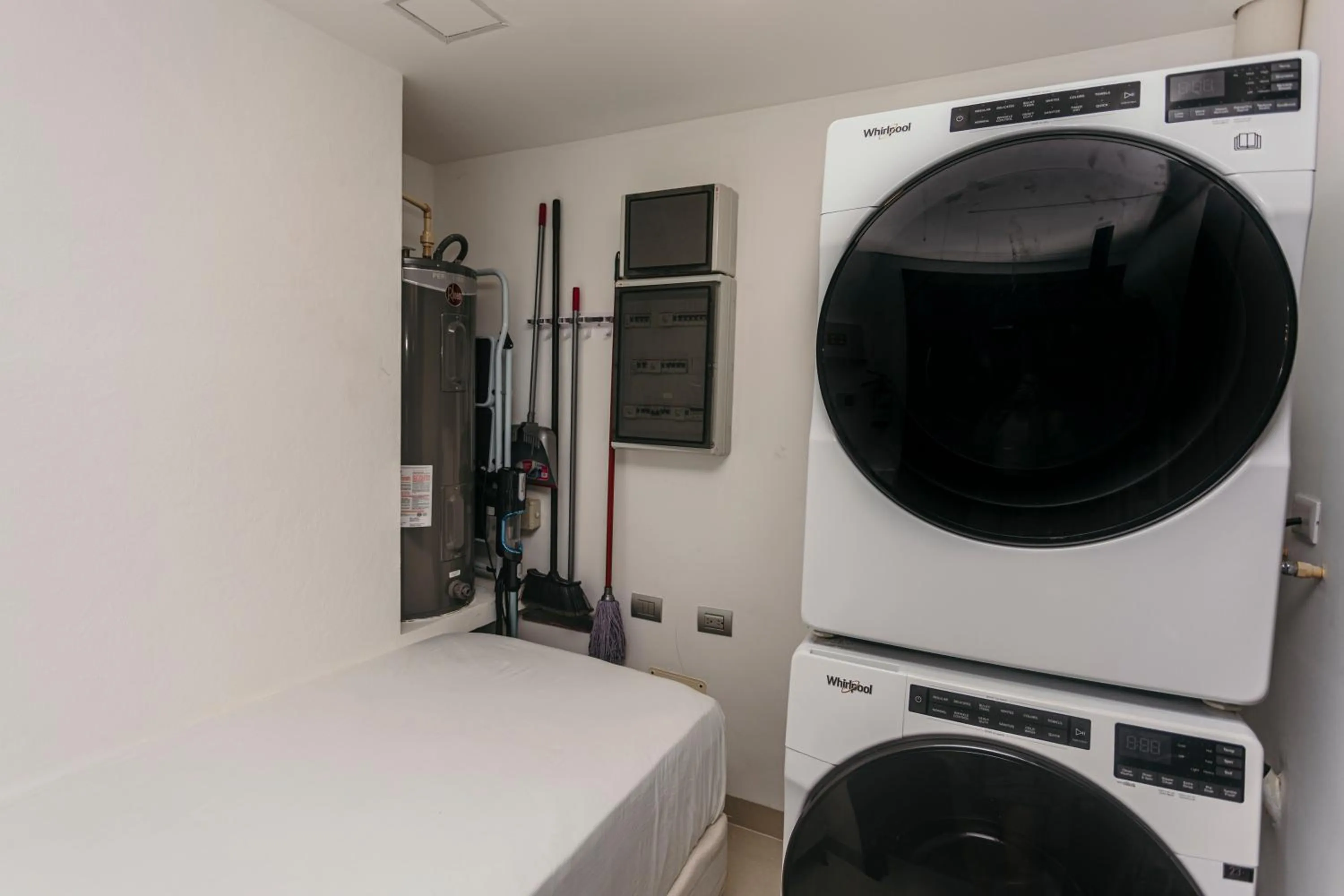 Mareazul Beach Front Condos At playa del Carmen