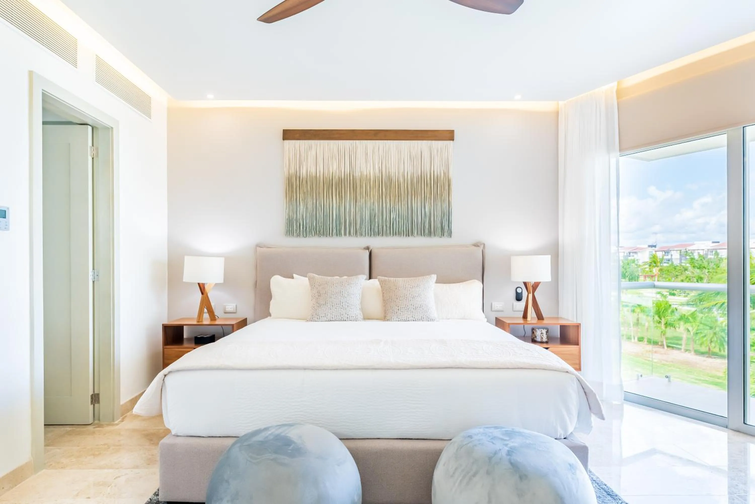 Bed in Mareazul Beach Front Condos At playa del Carmen