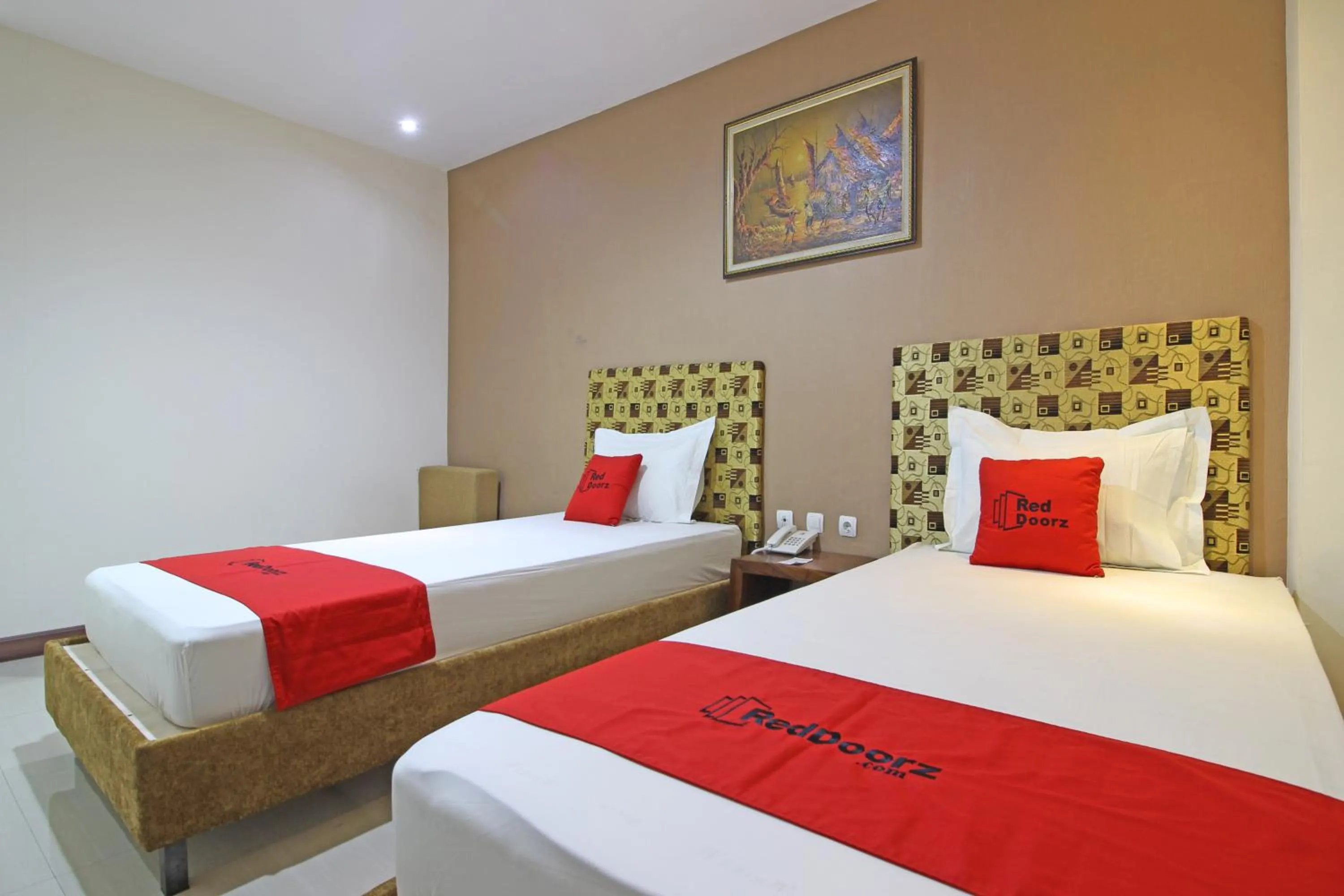 Bedroom, Bed in RedDoorz near UNS Solo