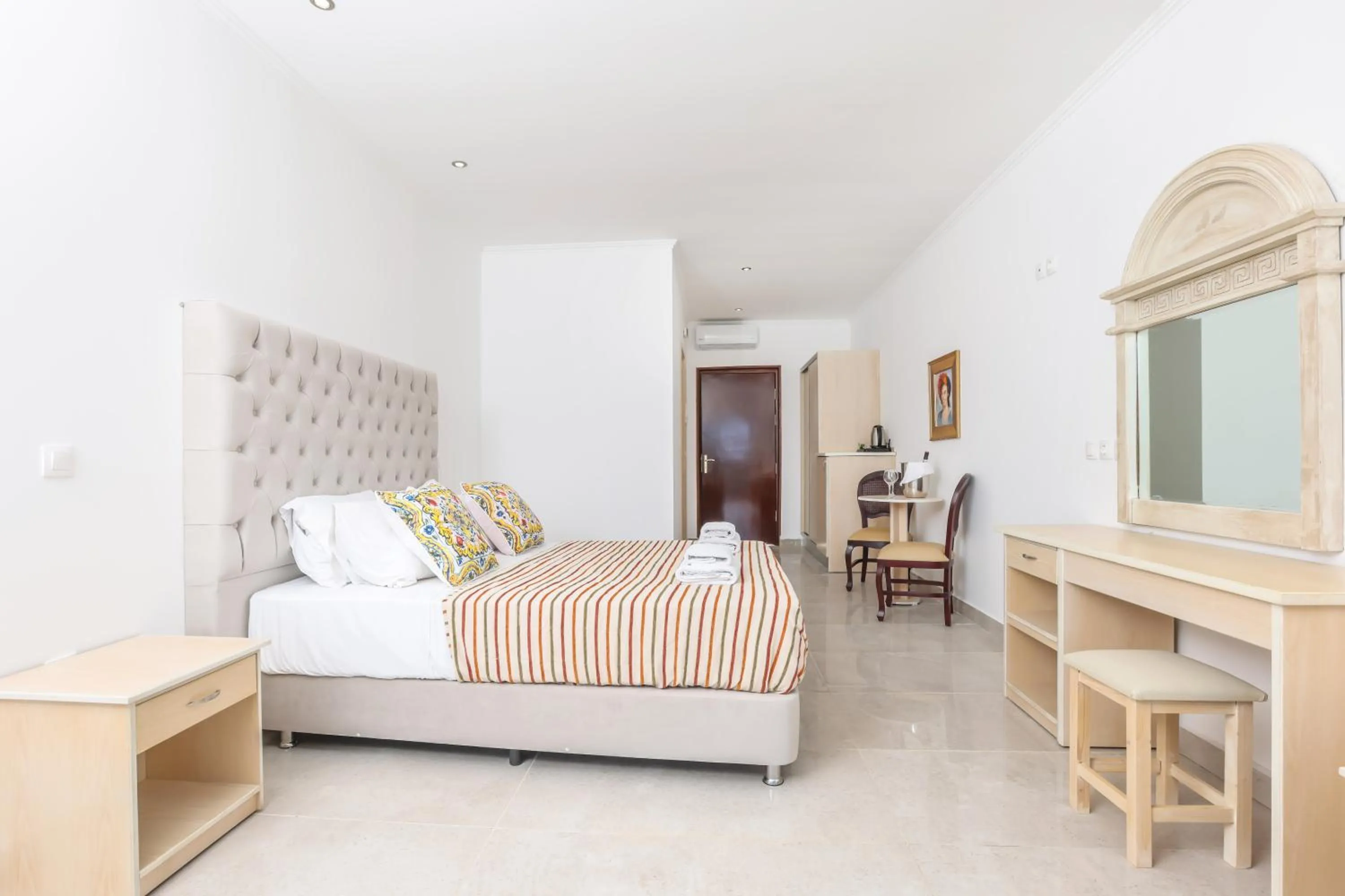 Bed in Paleokastritsa Palace - Adults Only