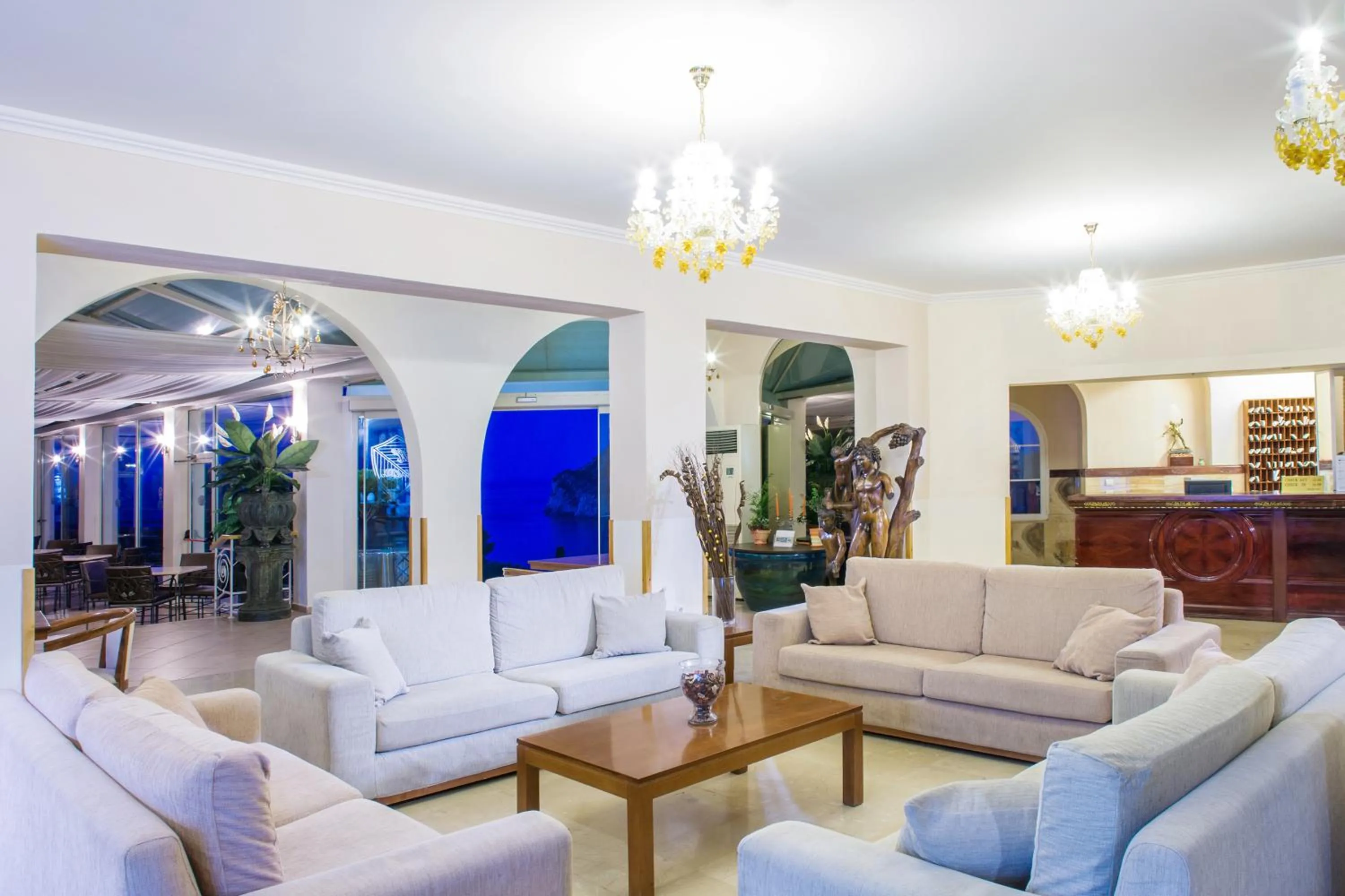 Lobby or reception in Paleo ArtNouveau Hotel - Adults Only