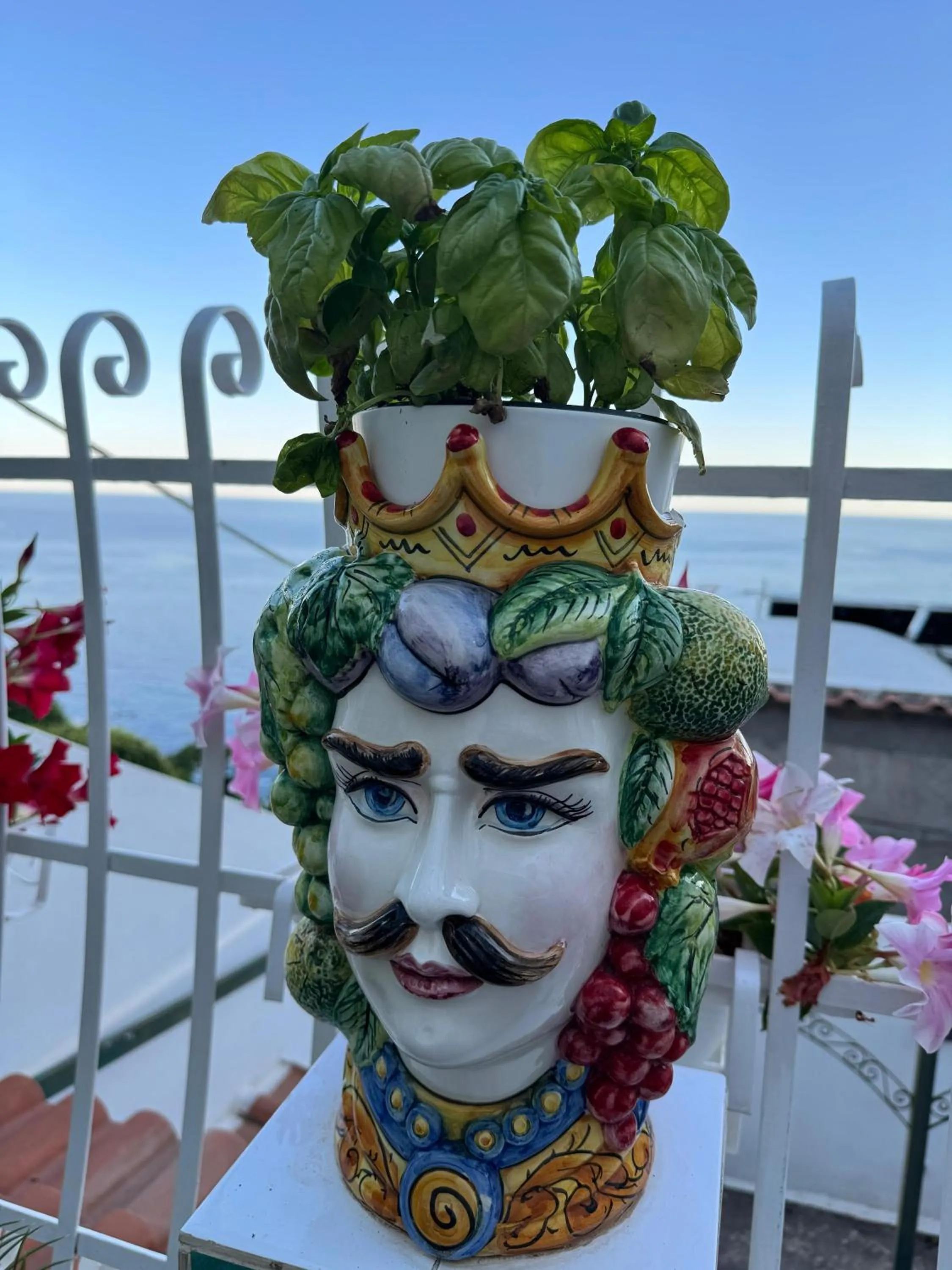 Decorative detail in Casa Nilde