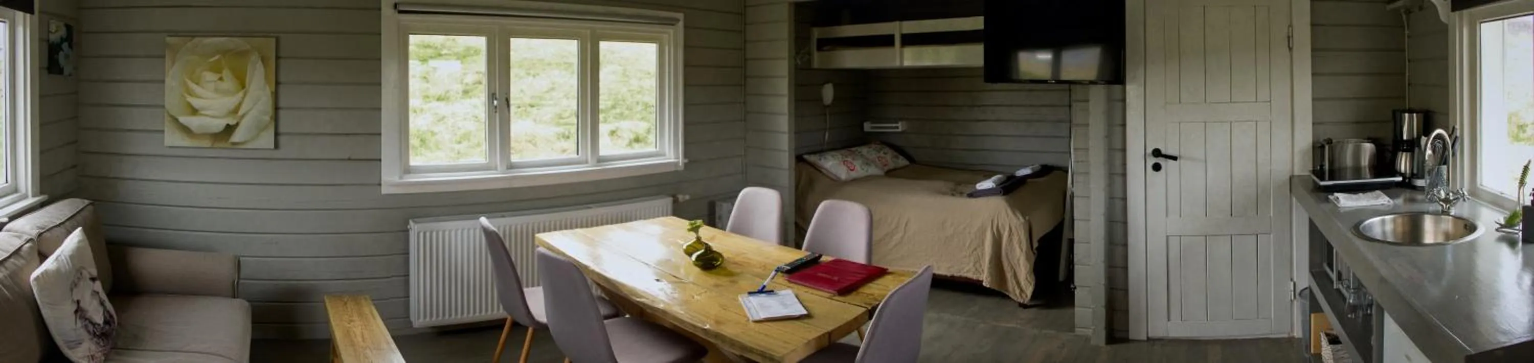 Bed in Hraunsnef Country Hotel