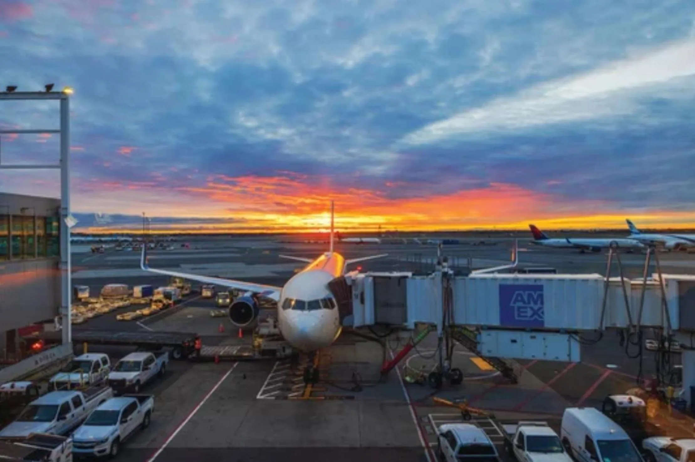 Property building in Home2 Suites By Hilton Newark Airport