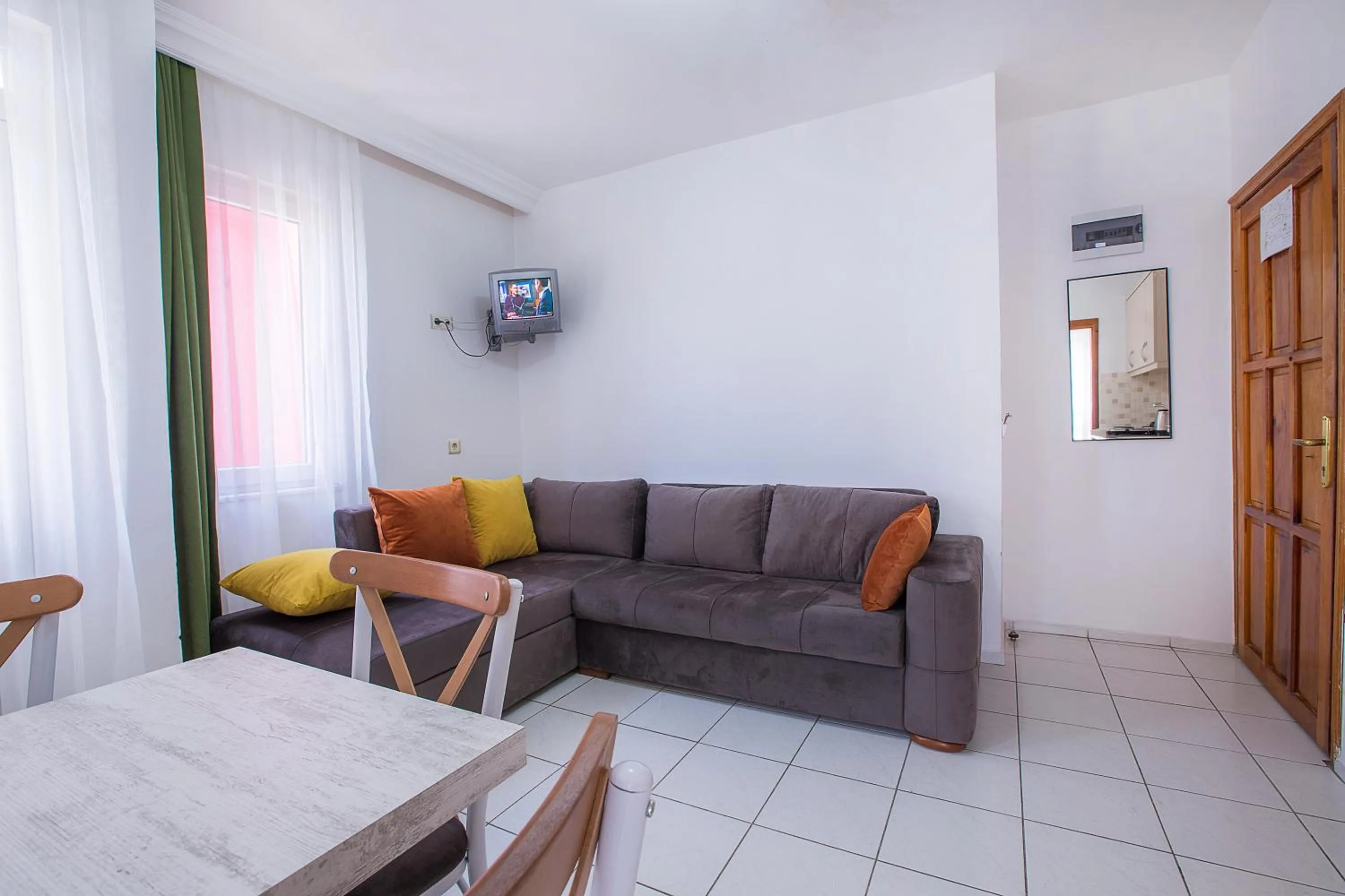 Living room in Bayram Apart Hotel