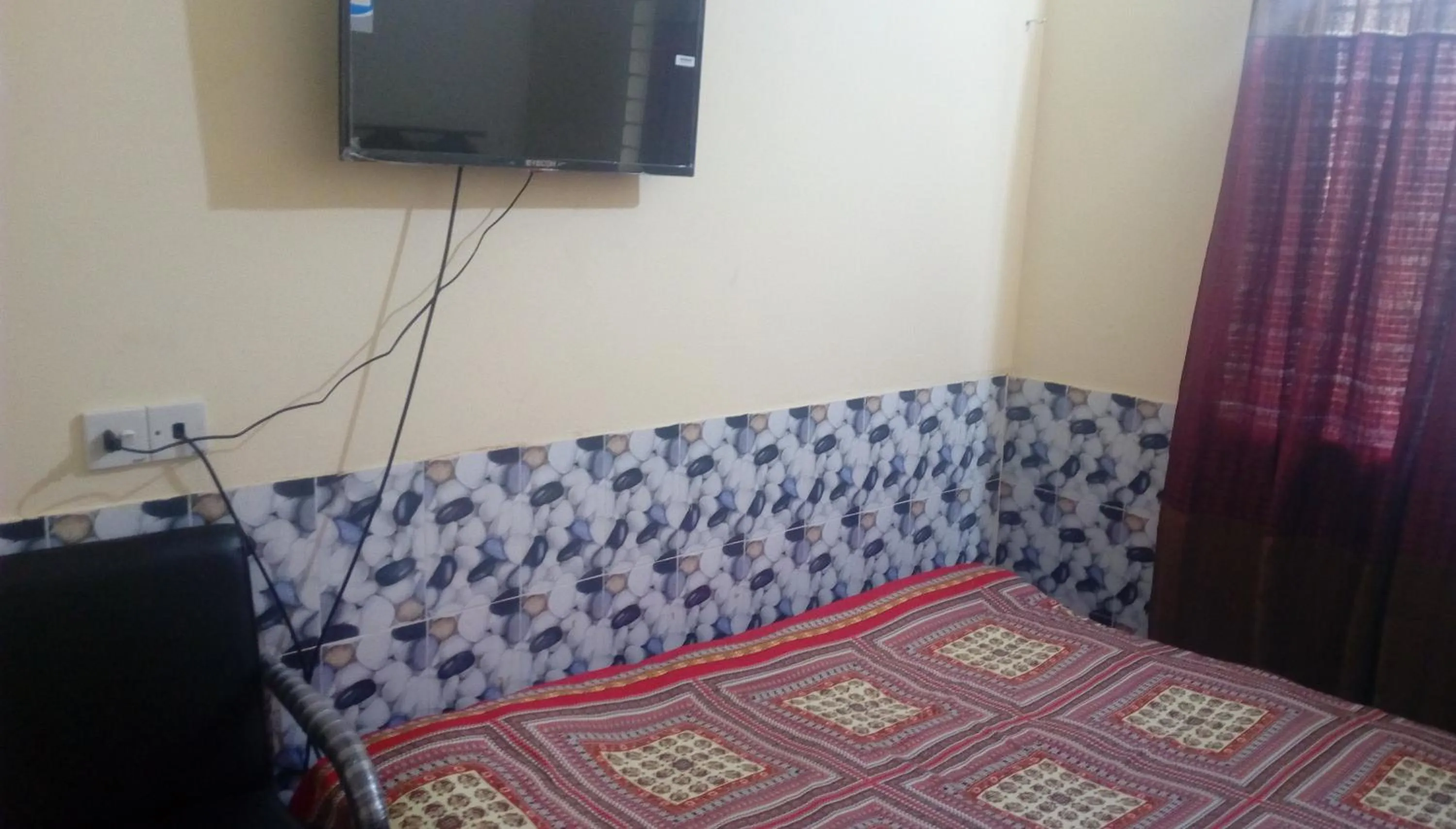 Bed in Hotel Regal Palace