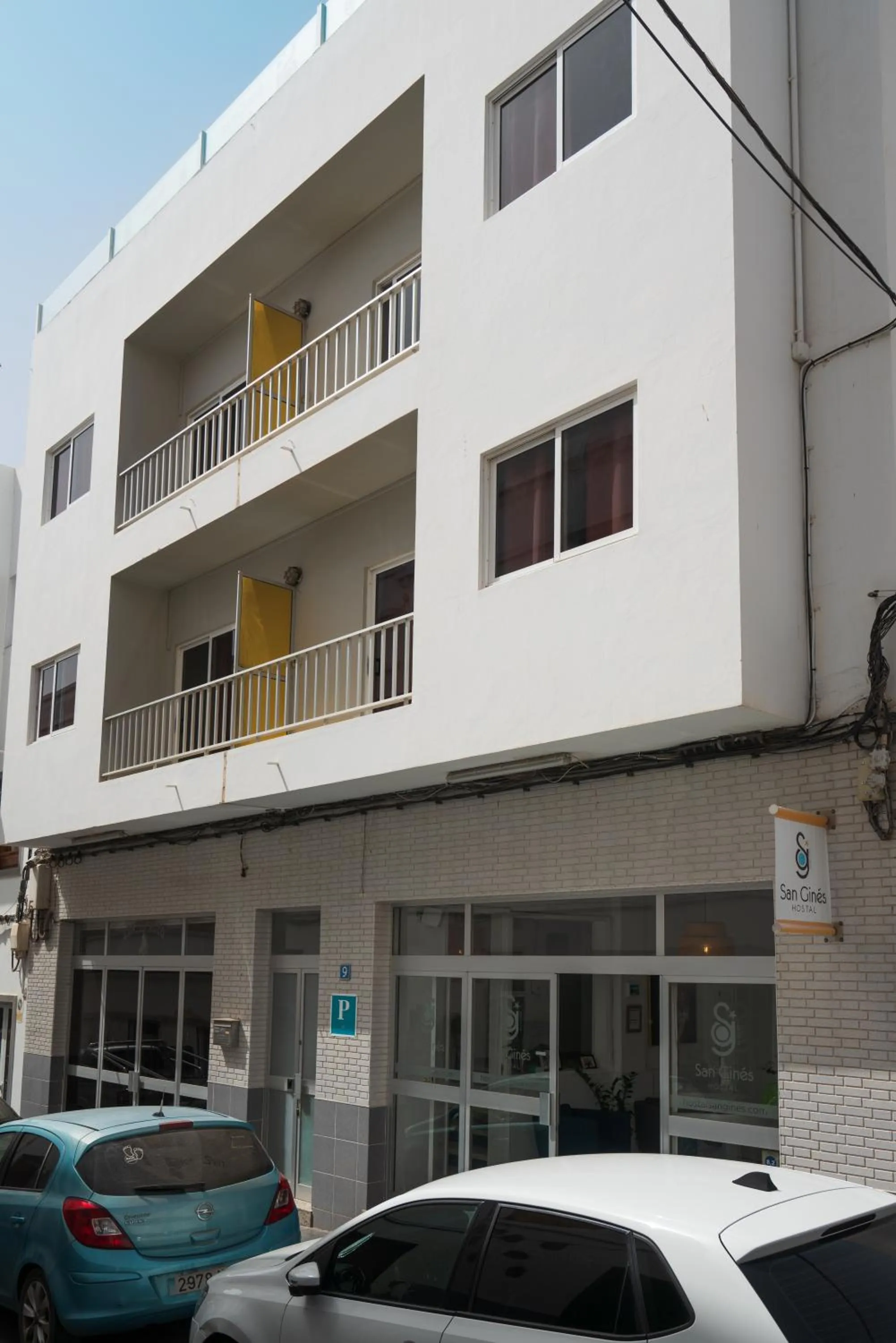 Facade/entrance in Hostal San Ginés