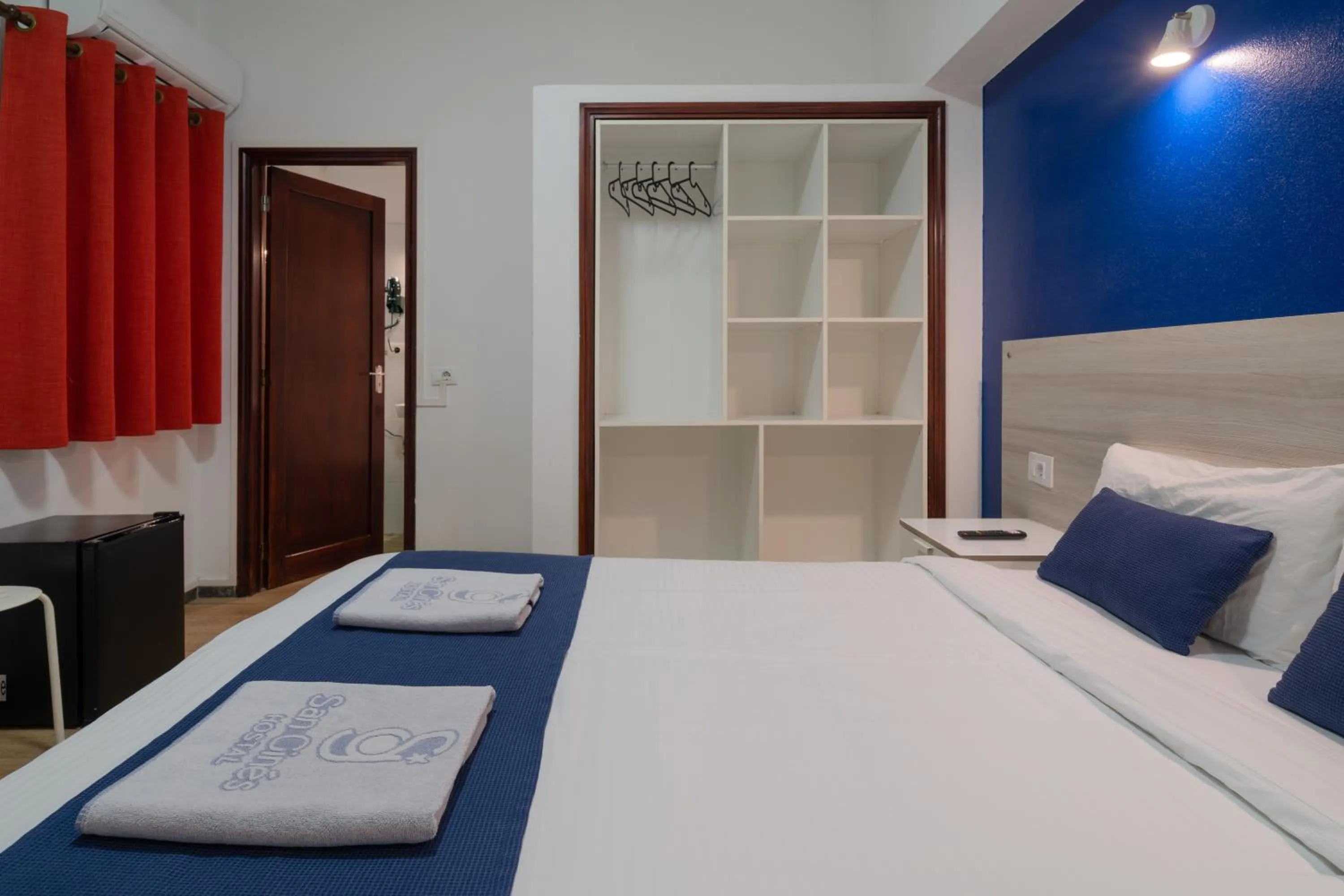 Bedroom, Bed in Hostal San Ginés