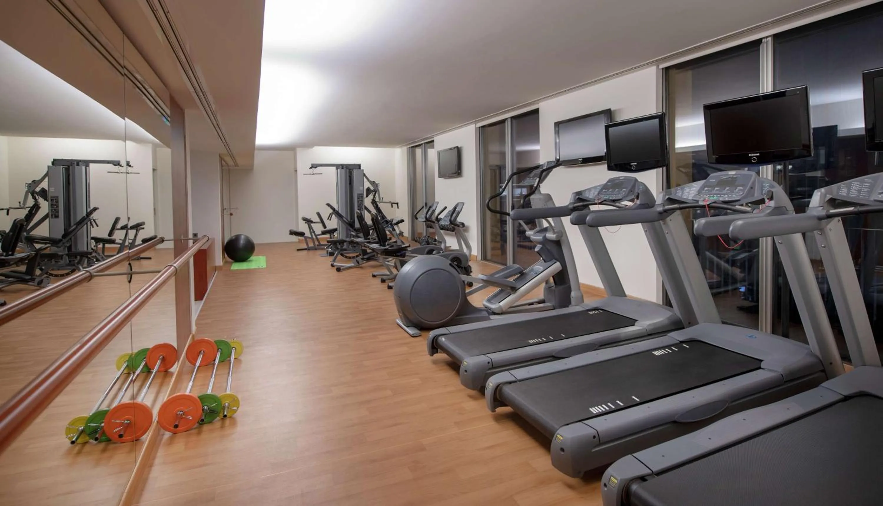 Fitness centre/facilities in Hilton Beirut Downtown