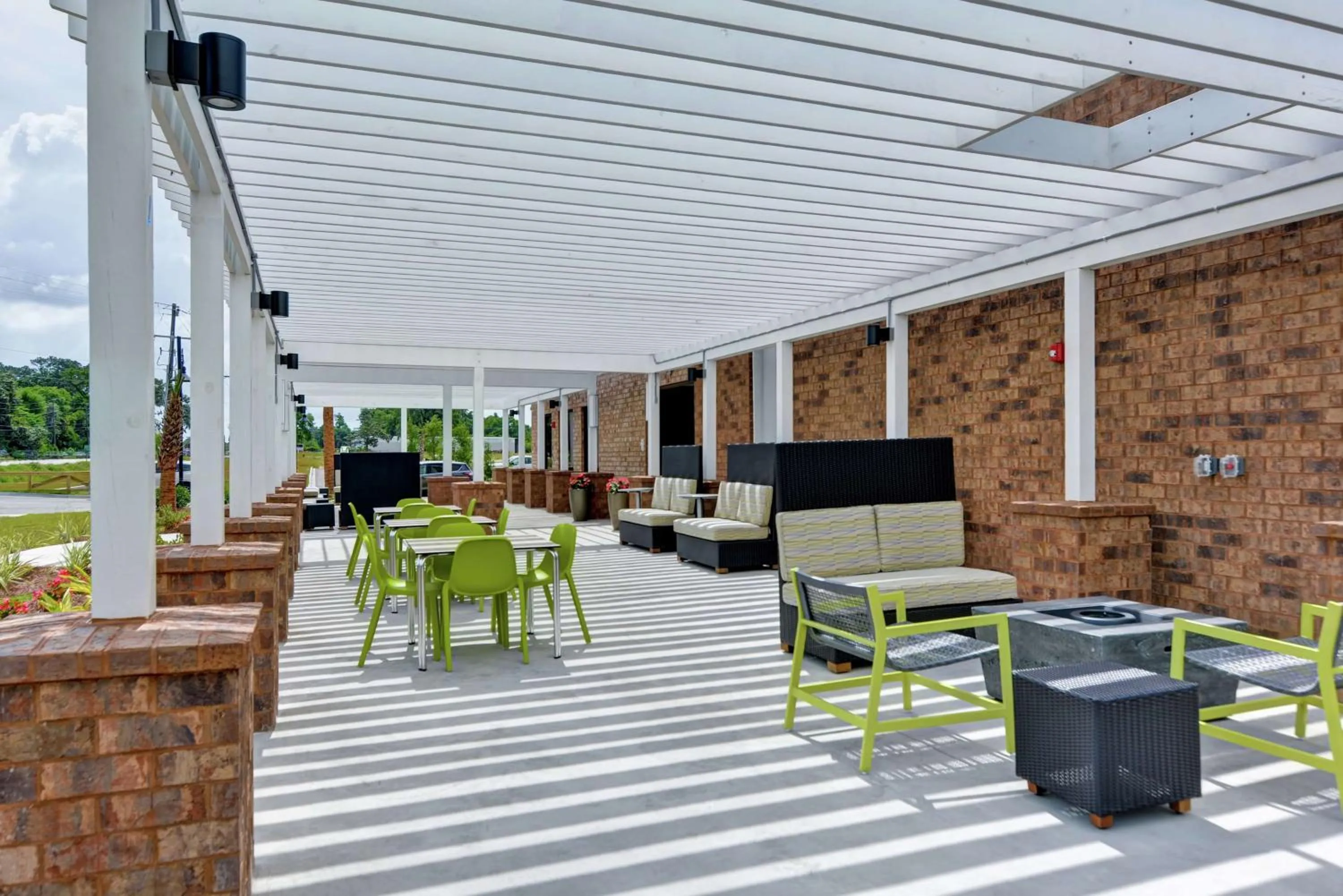 Patio in Home2 Suites By Hilton Beaufort