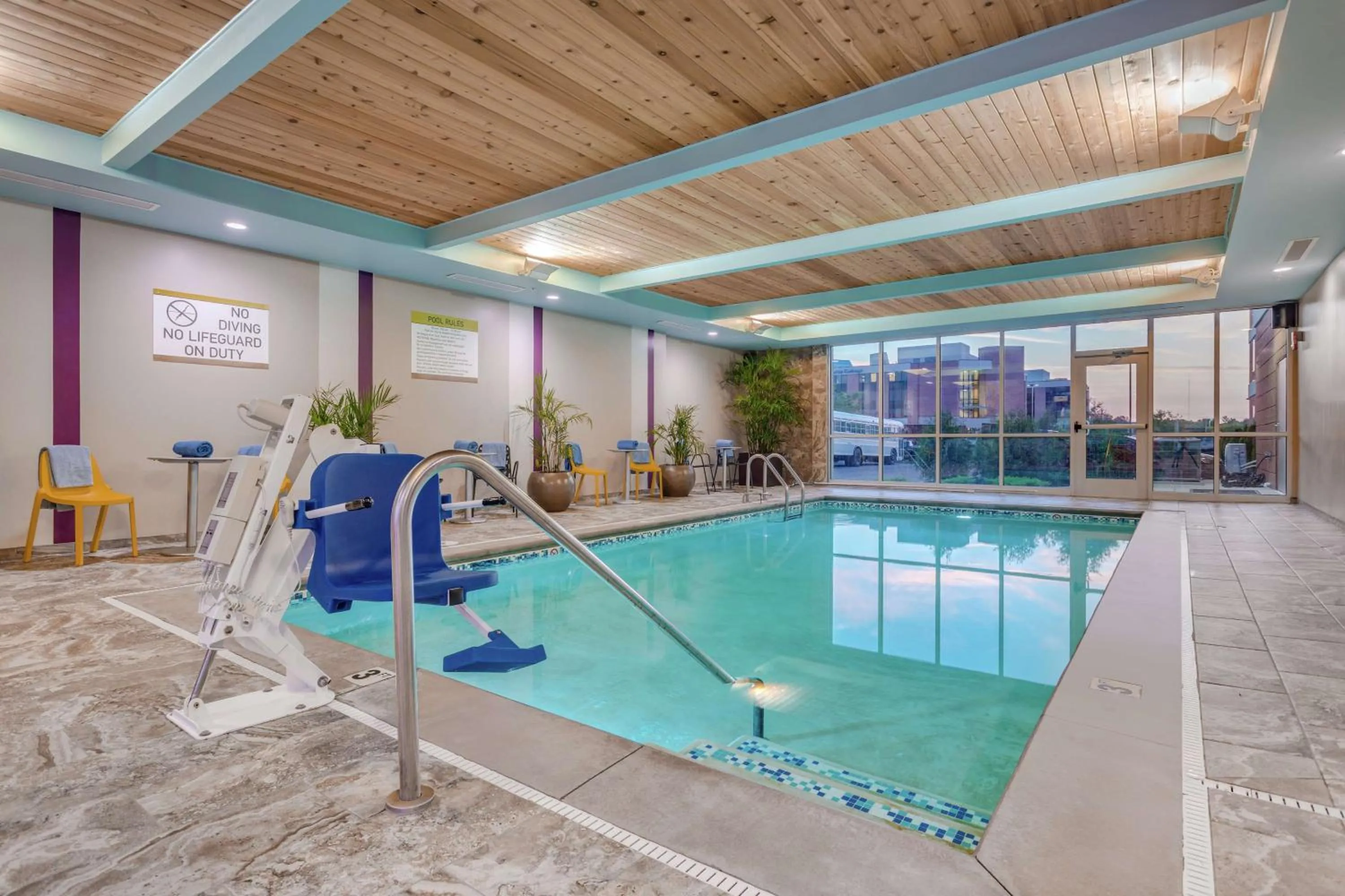 Pool view in Home 2 Suites By Hilton Indianapolis Northwest