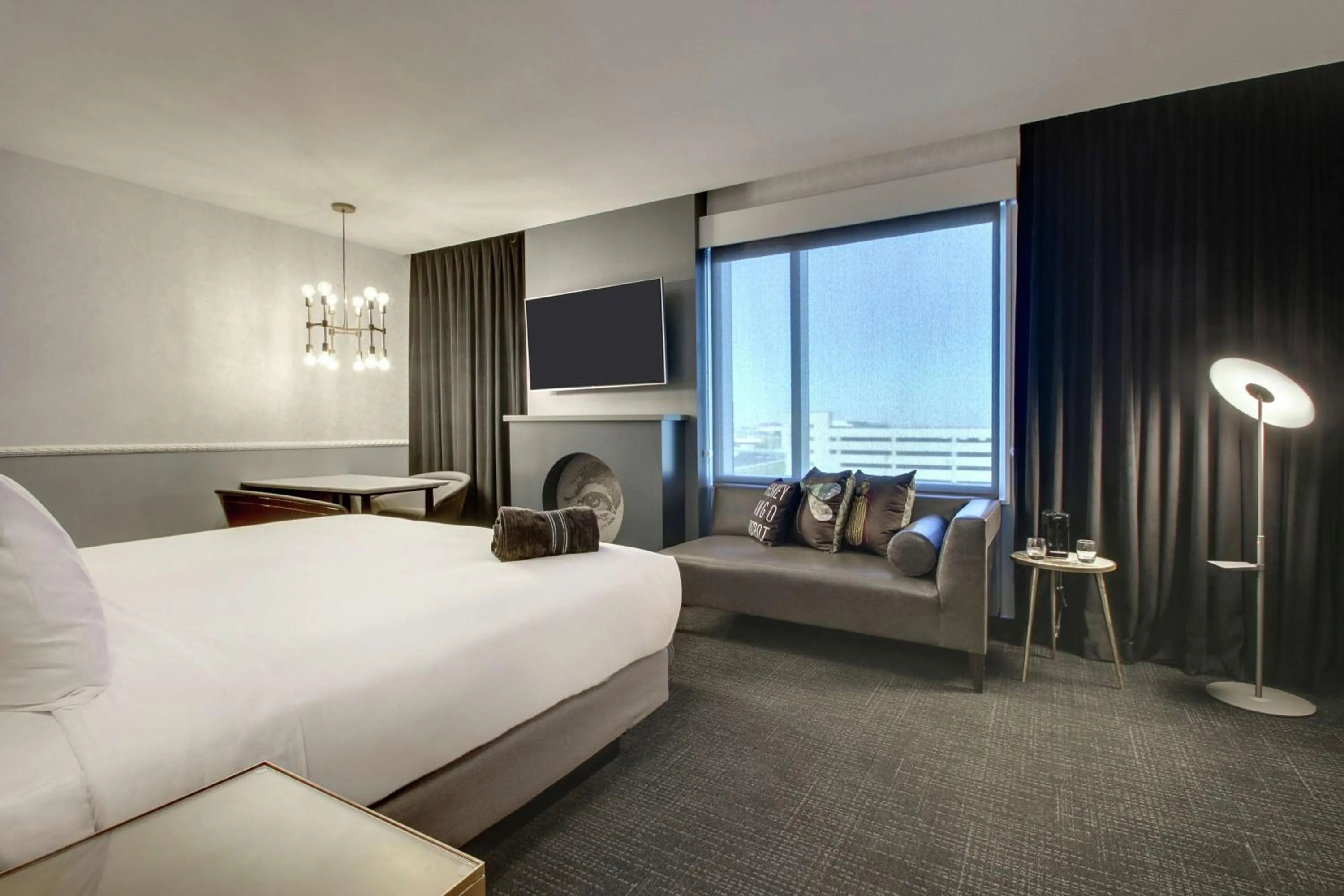 Living room, Bed in The Rose Chicago, Tapestry Collection By Hilton