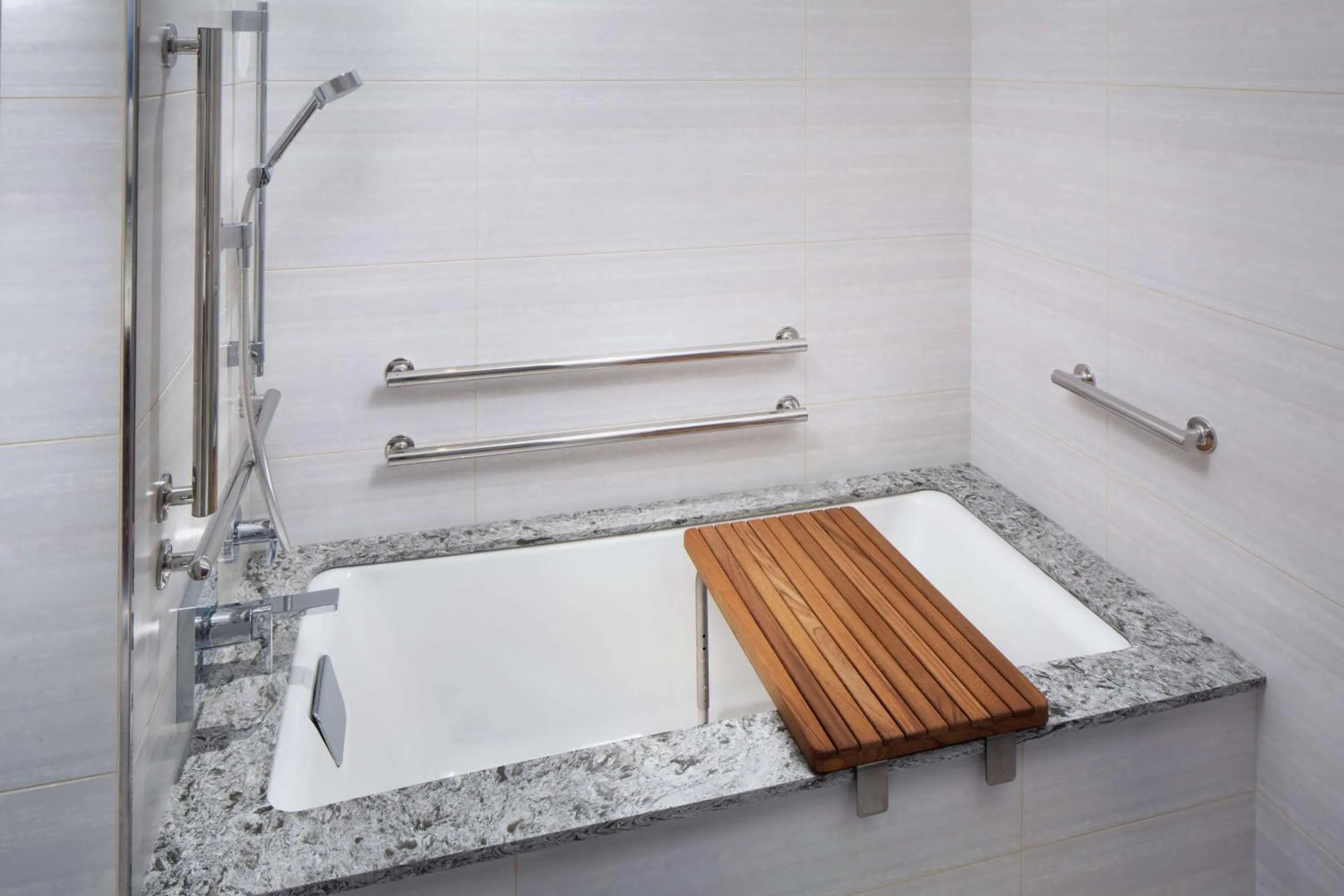 Bathroom in Hilton Rochester Mayo Clinic Area