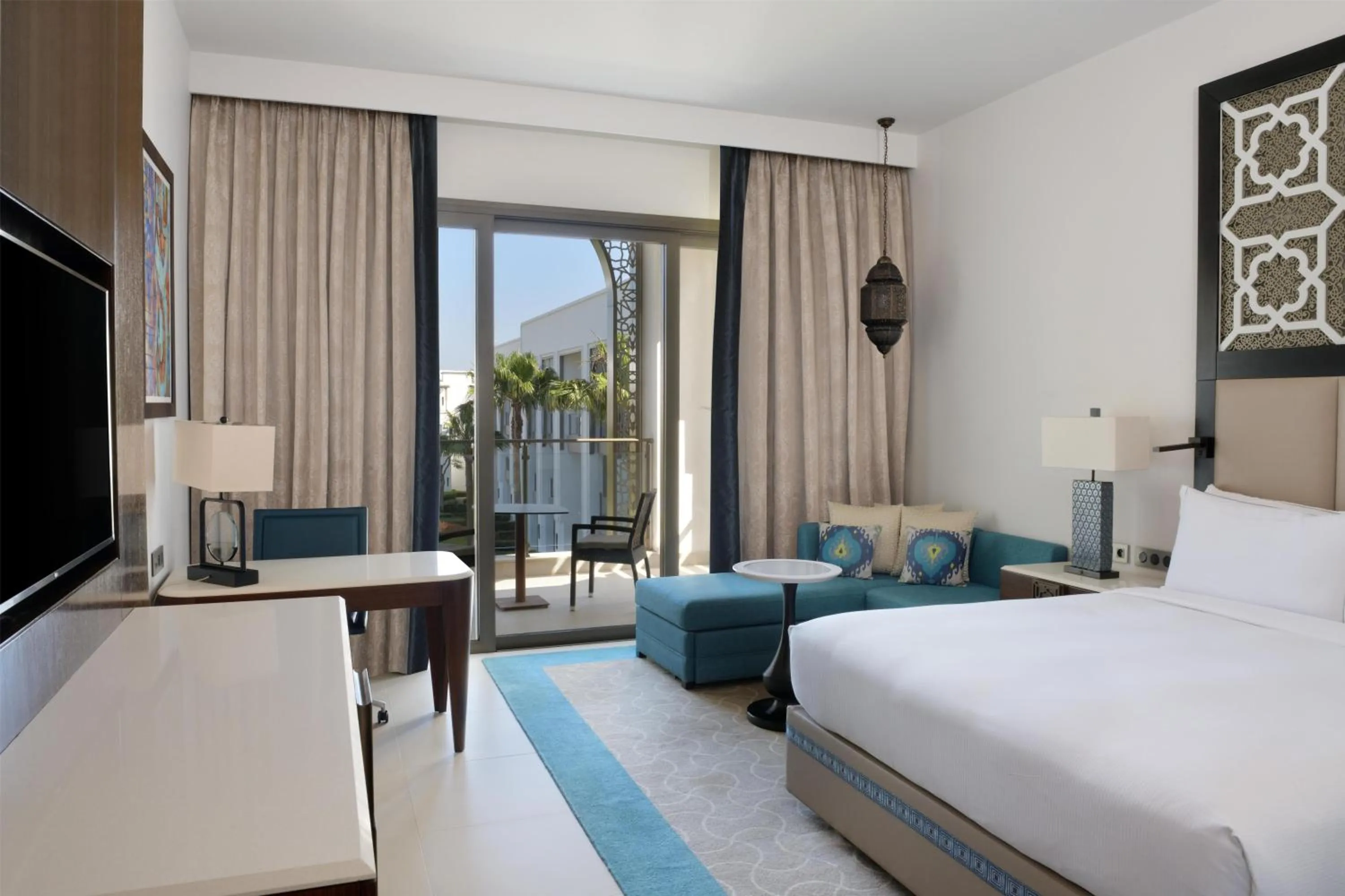 Living room, Bed in Hilton Tangier Al Houara Resort & Spa