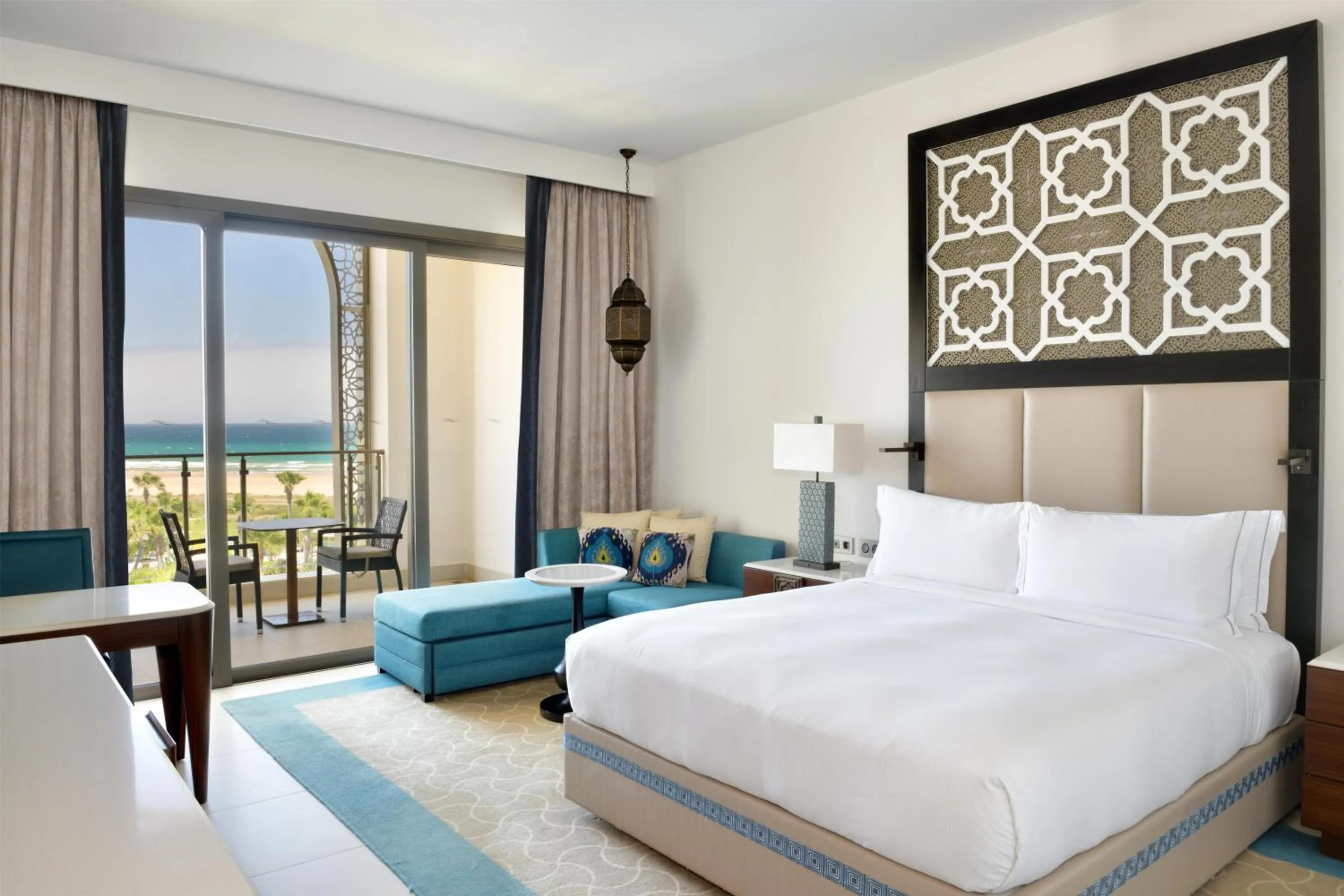 Living room, Bed in Hilton Tangier Al Houara Resort & Spa