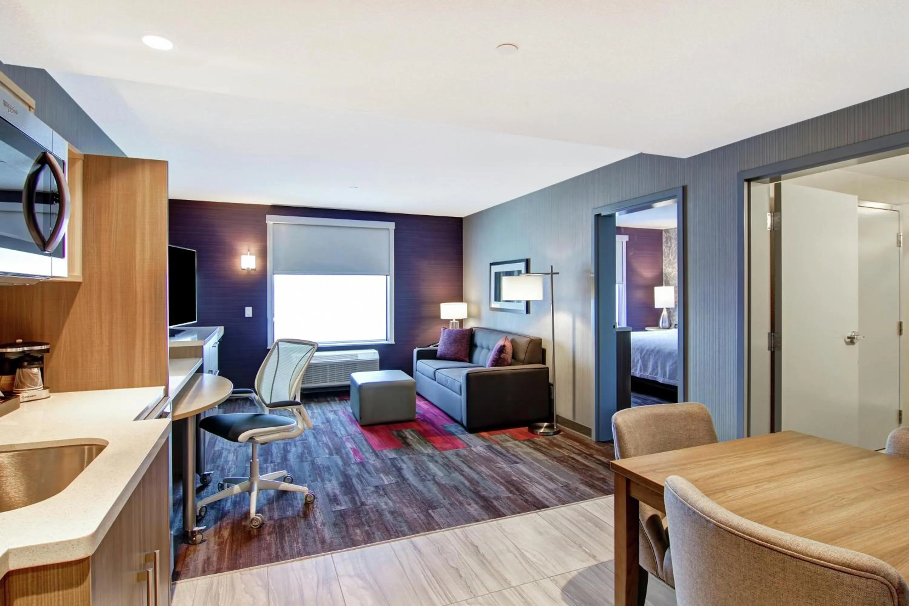 Bedroom, Bed in Home2 Suites By Hilton Edmonton South