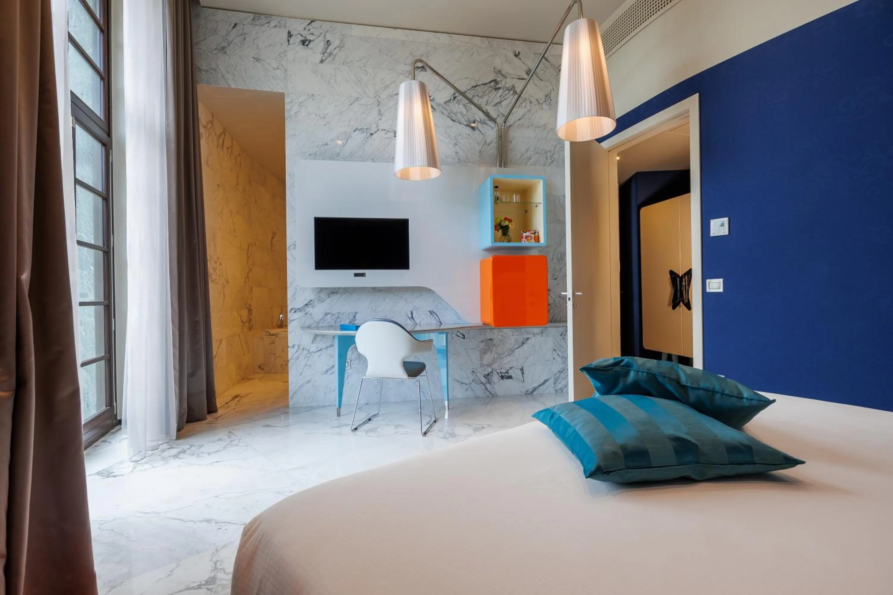 Bed in JR Hotels Bari Grande Albergo delle Nazioni