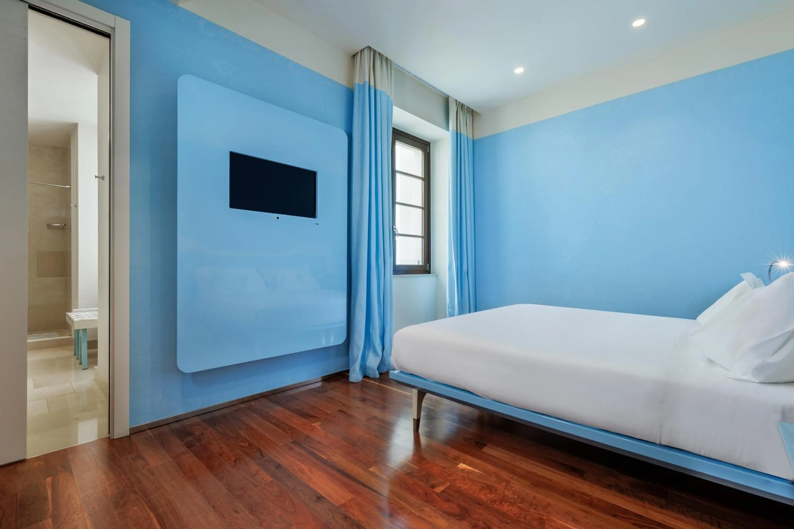 Bed in JR Hotels Bari Grande Albergo delle Nazioni