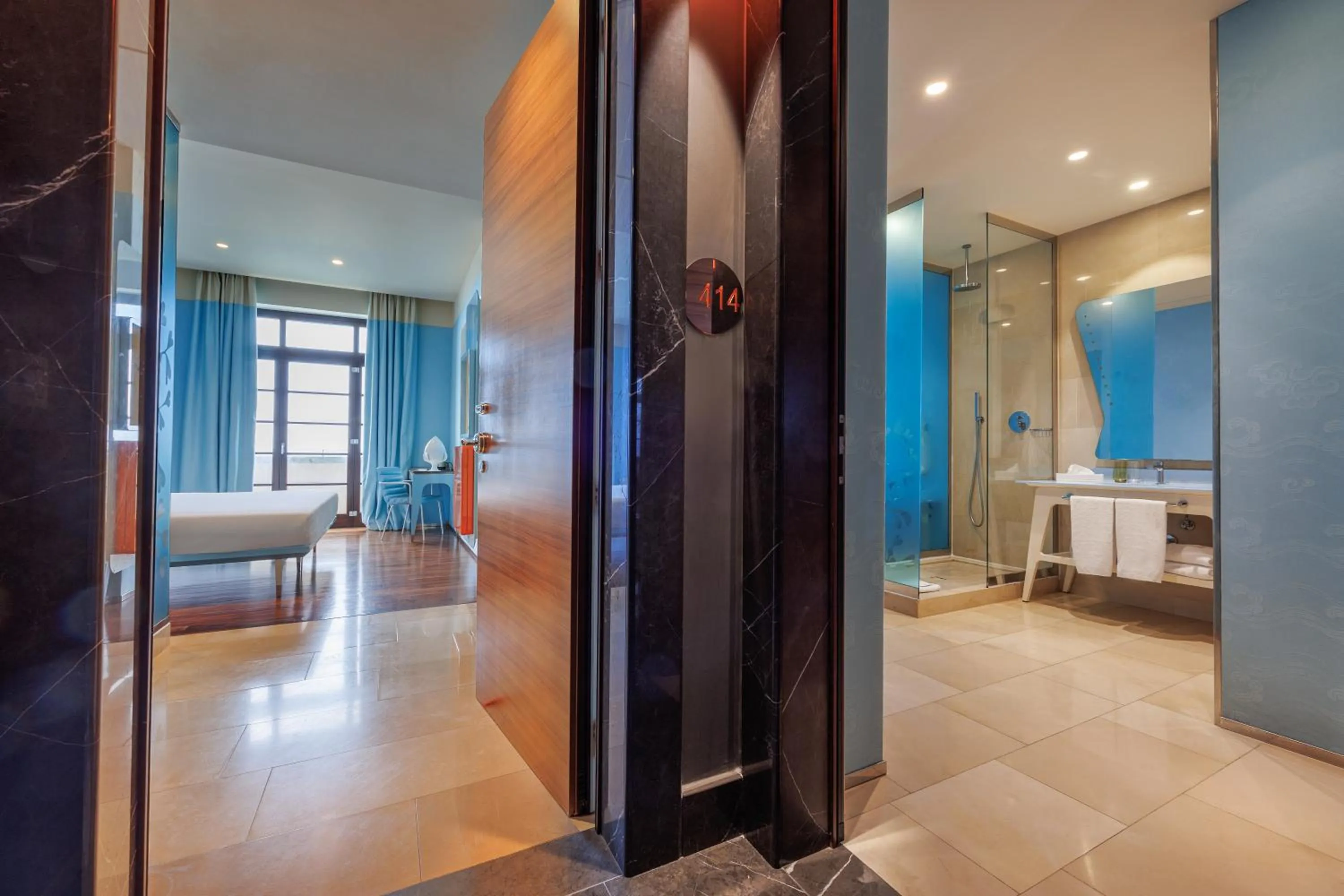 Bed in JR Hotels Bari Grande Albergo delle Nazioni