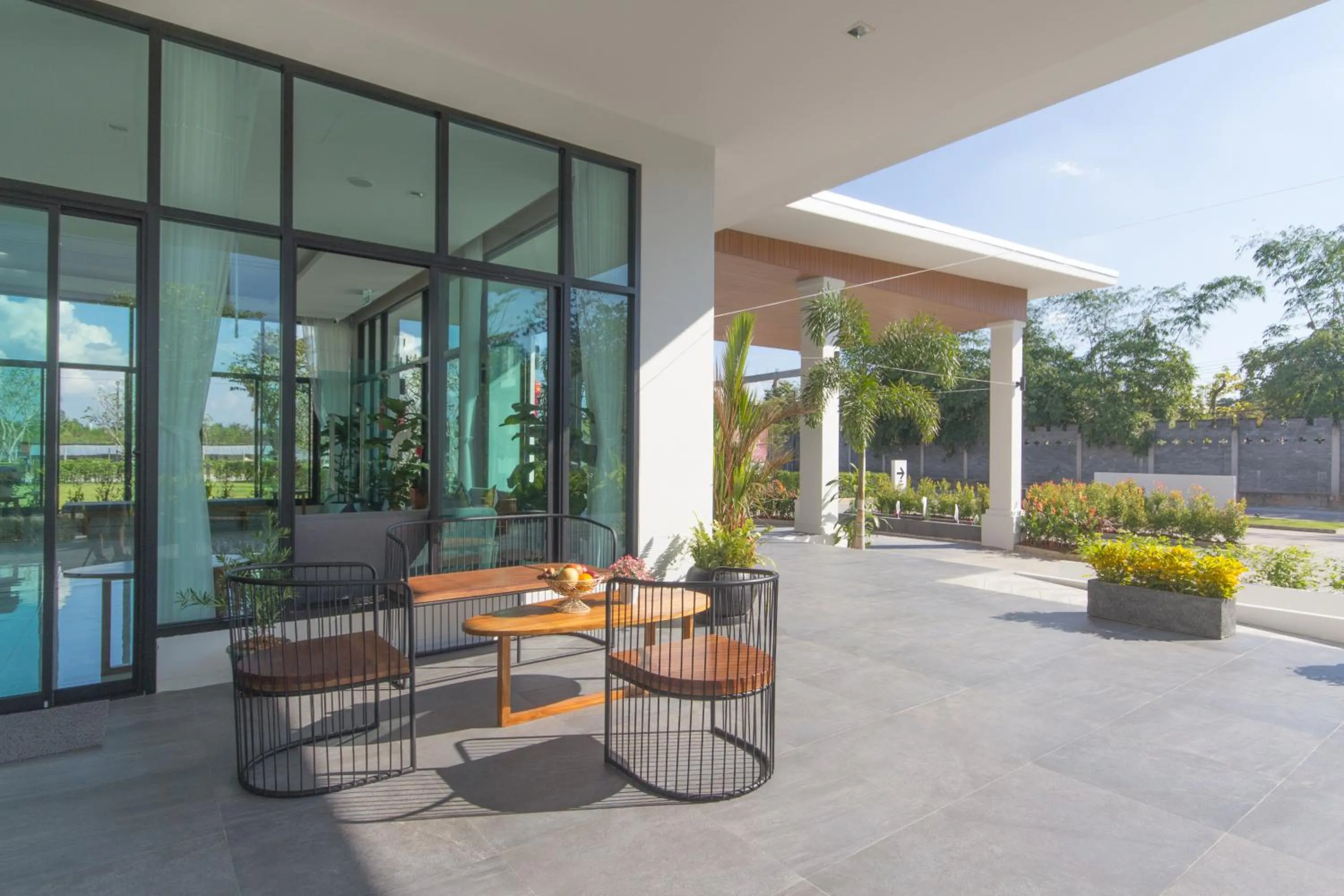 Patio in Donchan Grand Hotel