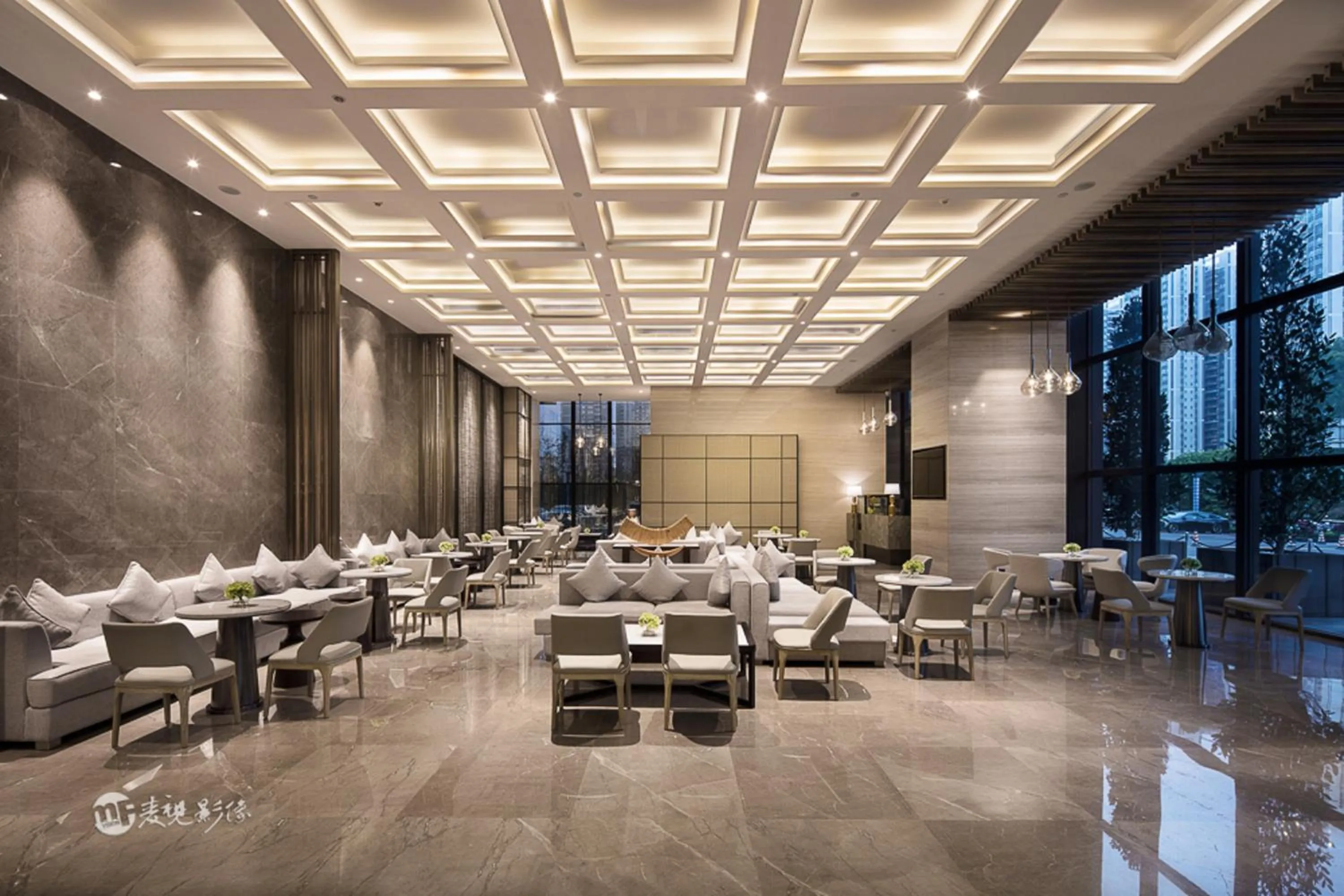 Lobby or reception in Wyndham Grand Maoming