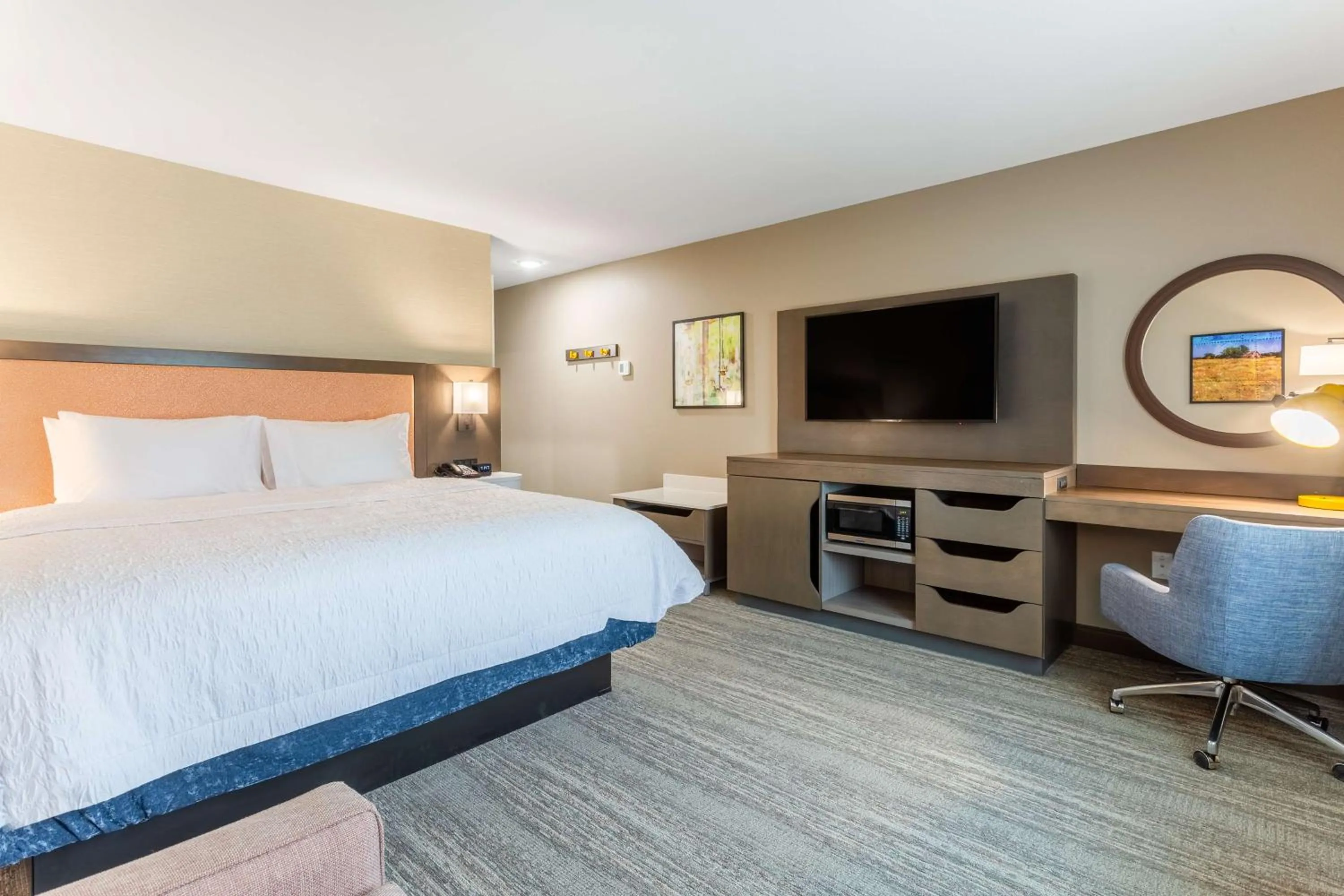 Bed in Hampton Inn And Suites Guymon