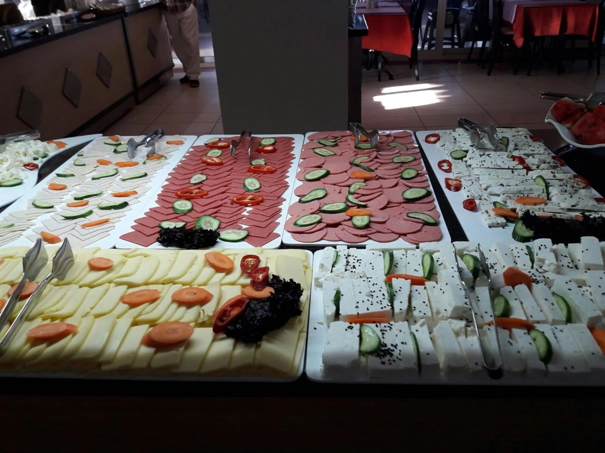 Buffet breakfast in Muz Hotel