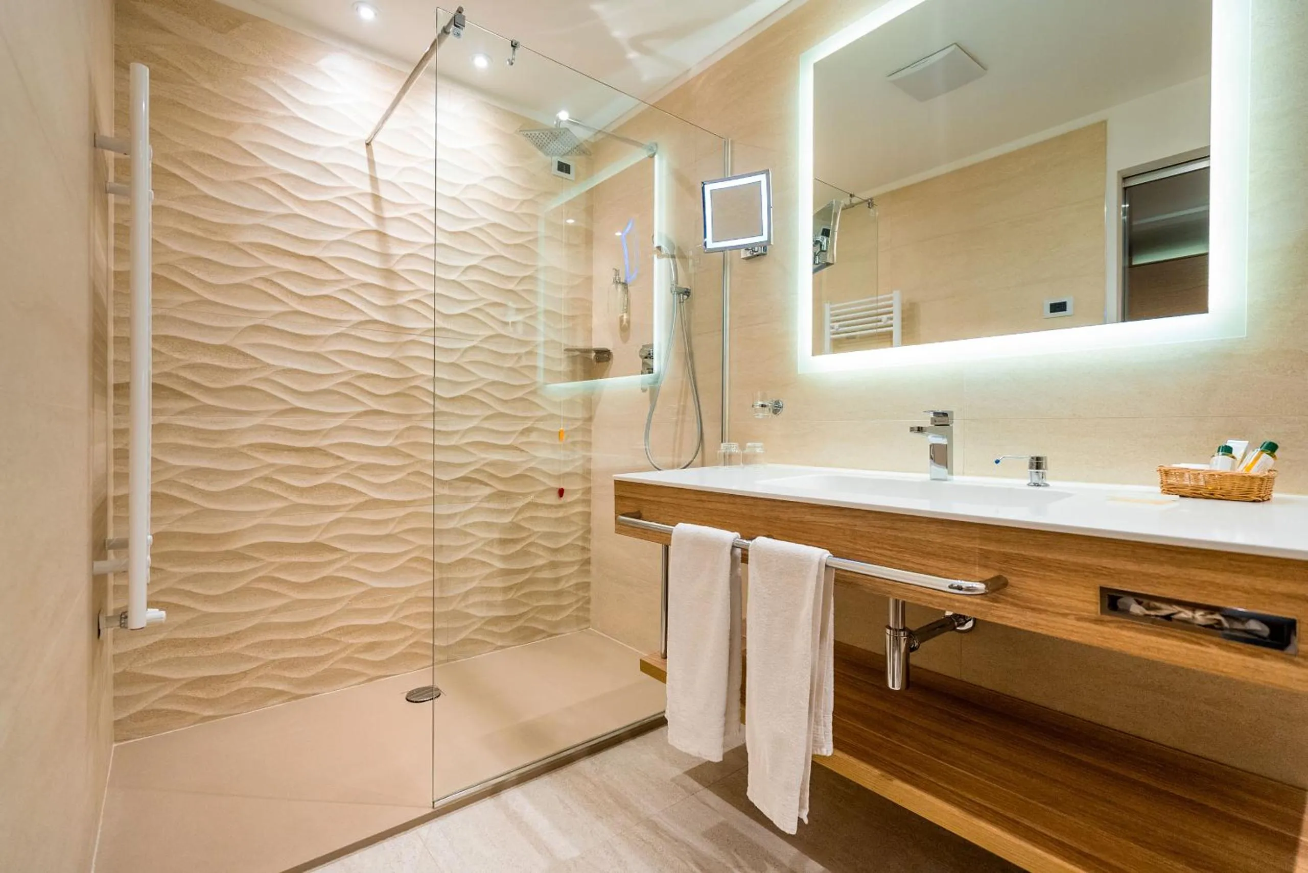 Bathroom in Hotel Cesa Tyrol