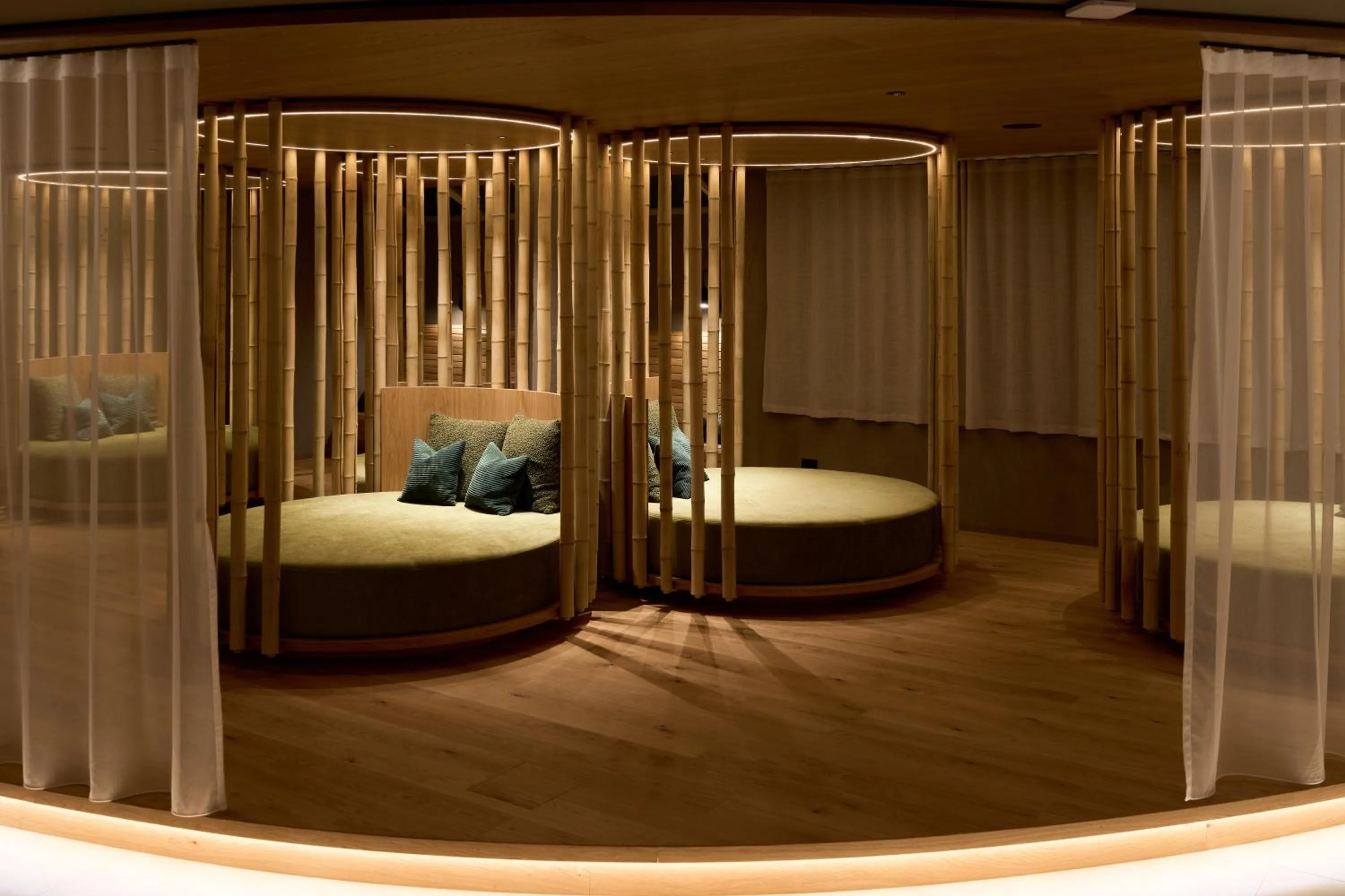 Spa and wellness centre/facilities, Bed in Hotel Cesa Tyrol