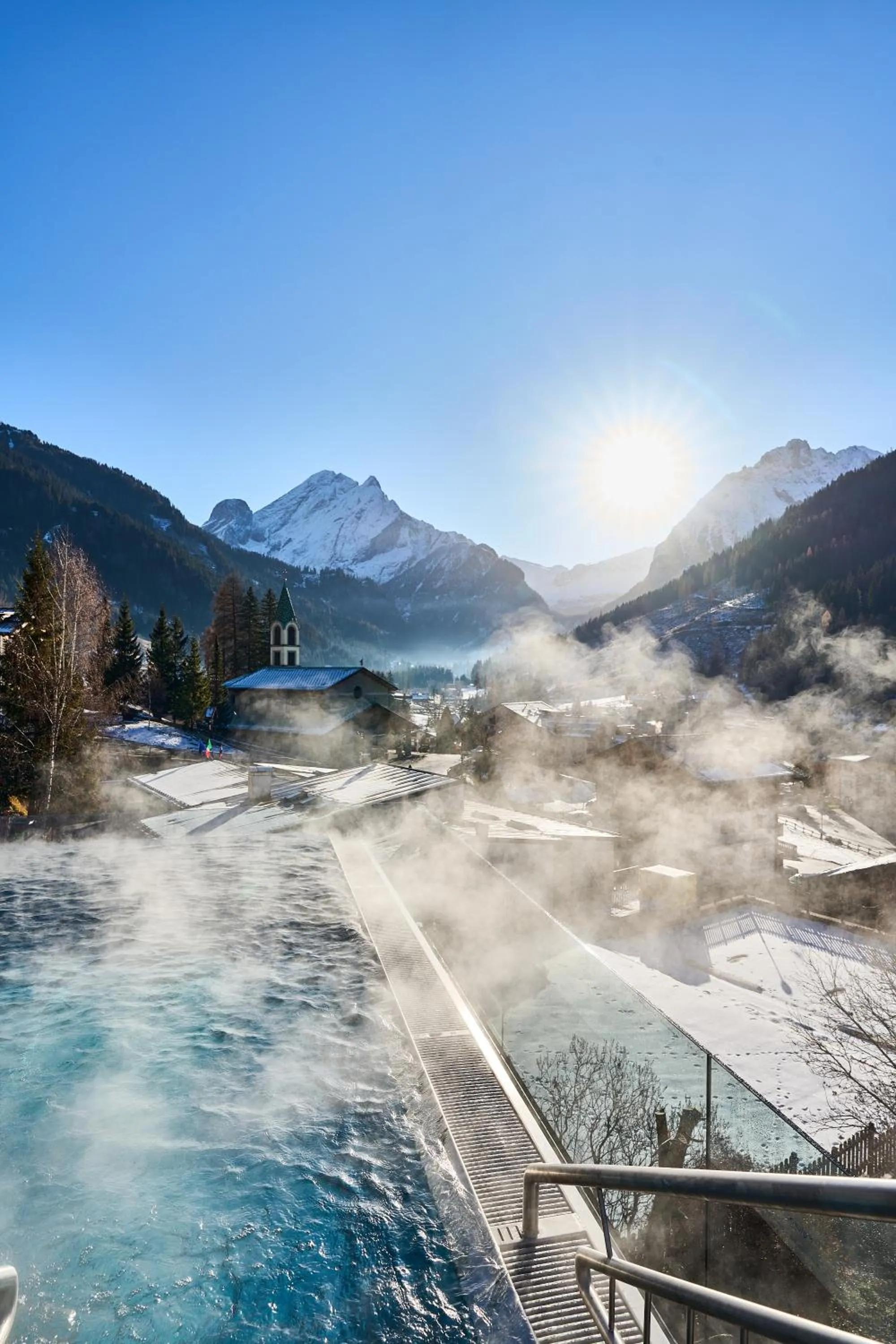 Swimming pool in Hotel Cesa Tyrol