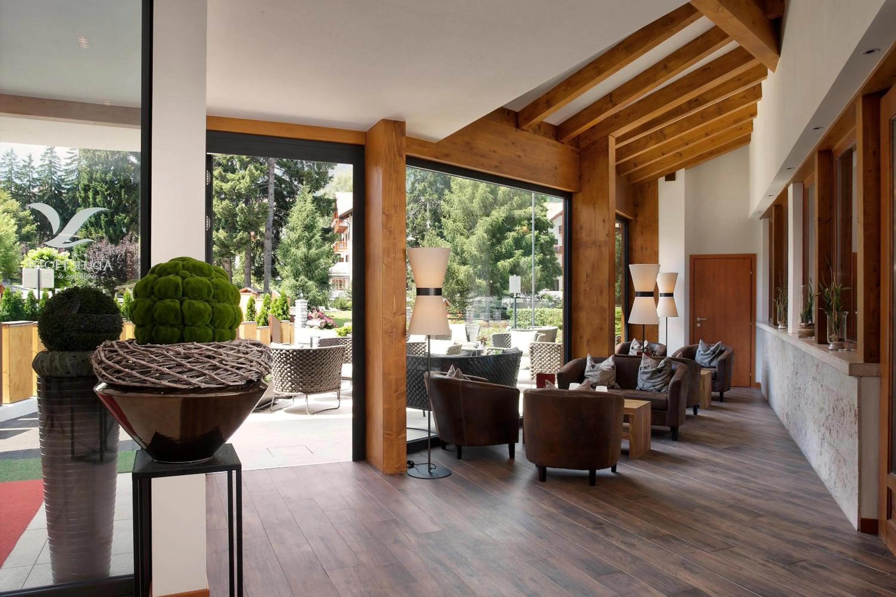 Seating area in ADLER MERYEM wellness hotel - Andalo