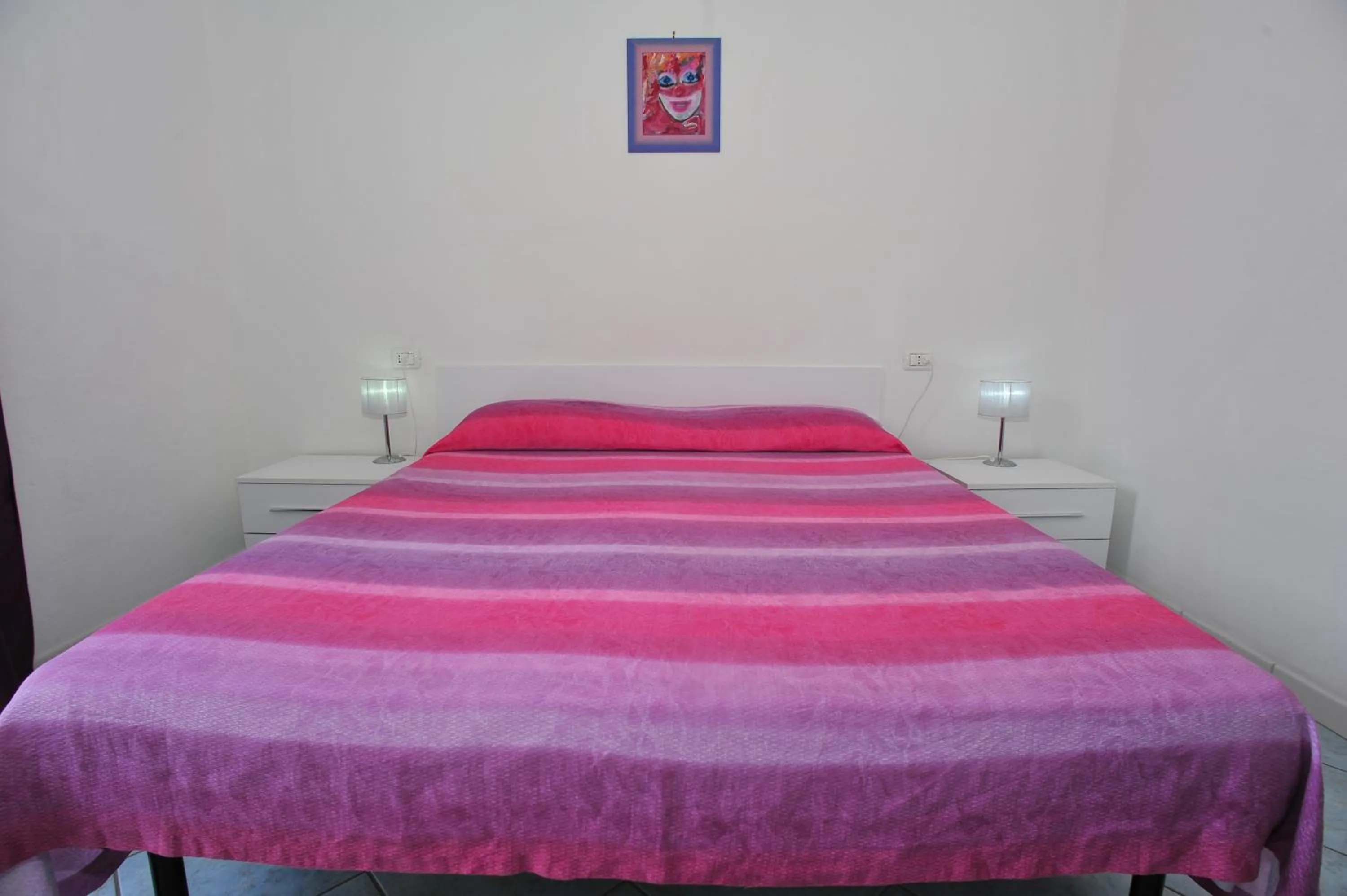 Bedroom, Bed in Albergo Dei 10 Colori