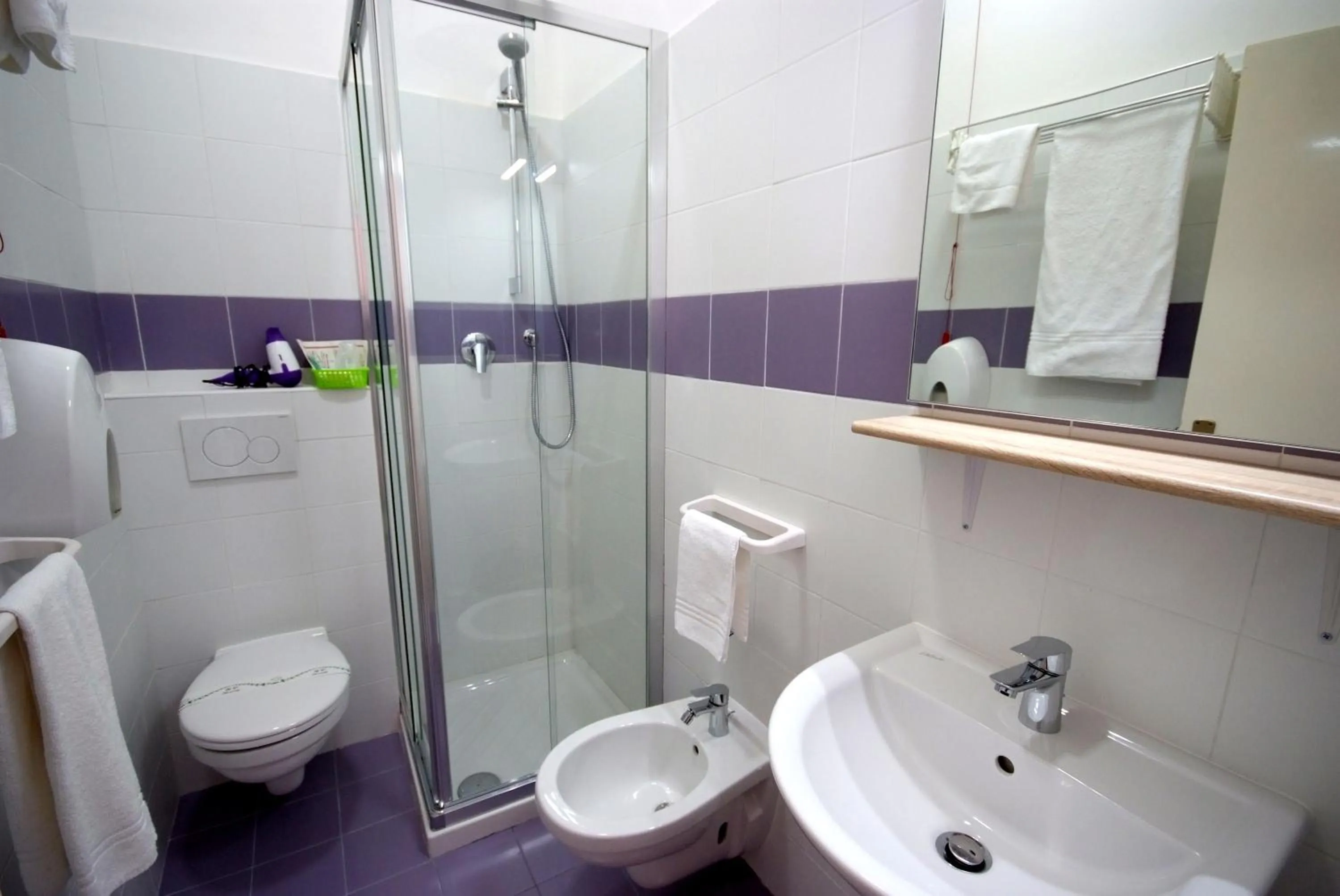 Bathroom in Albergo Dei 10 Colori