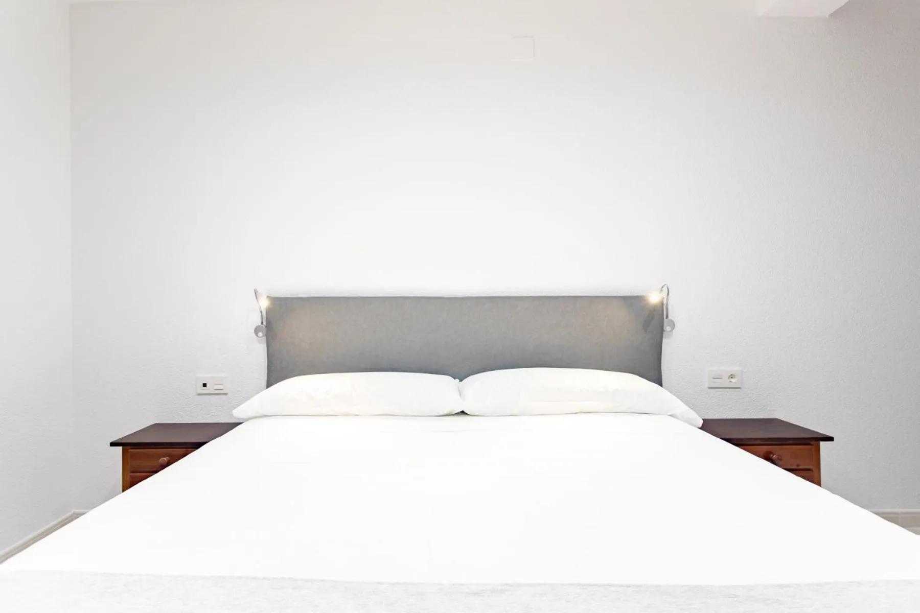 Bed in Hostal La Costa