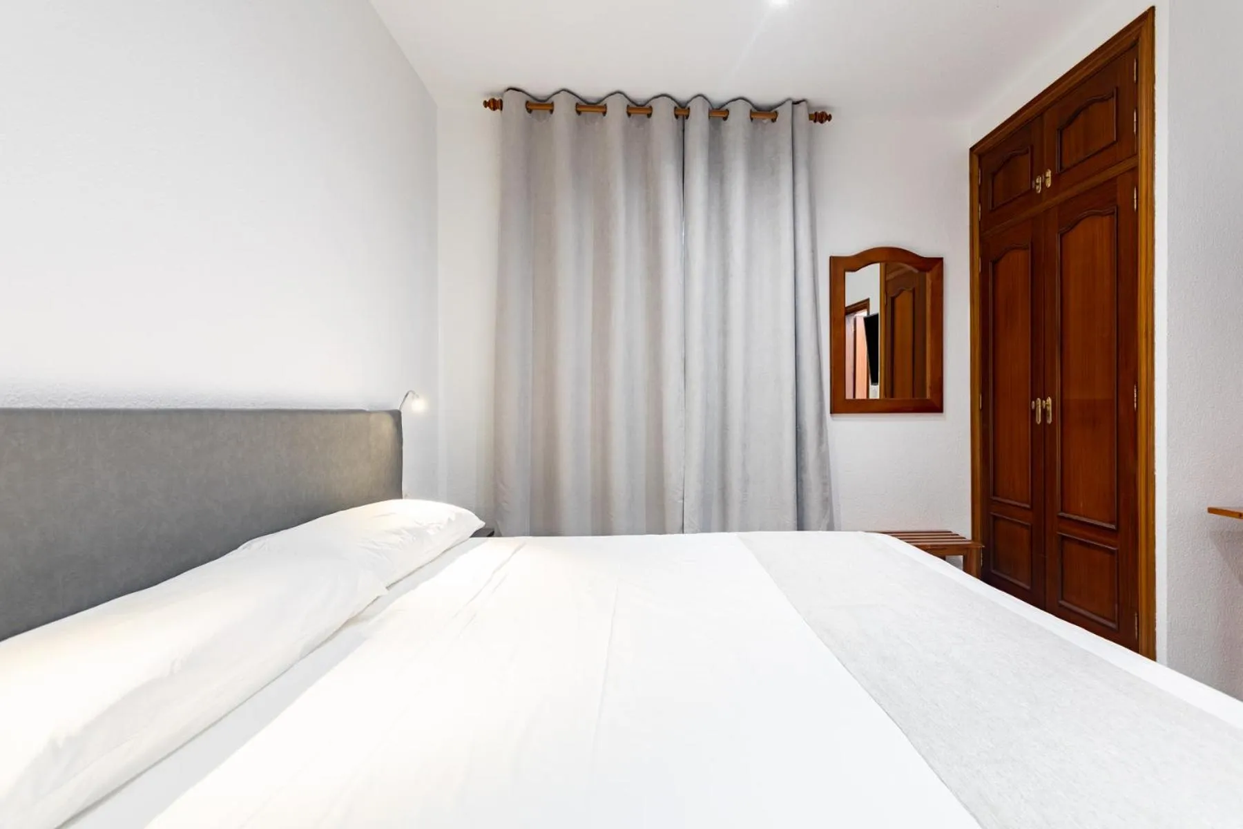 Bed in Hostal La Costa