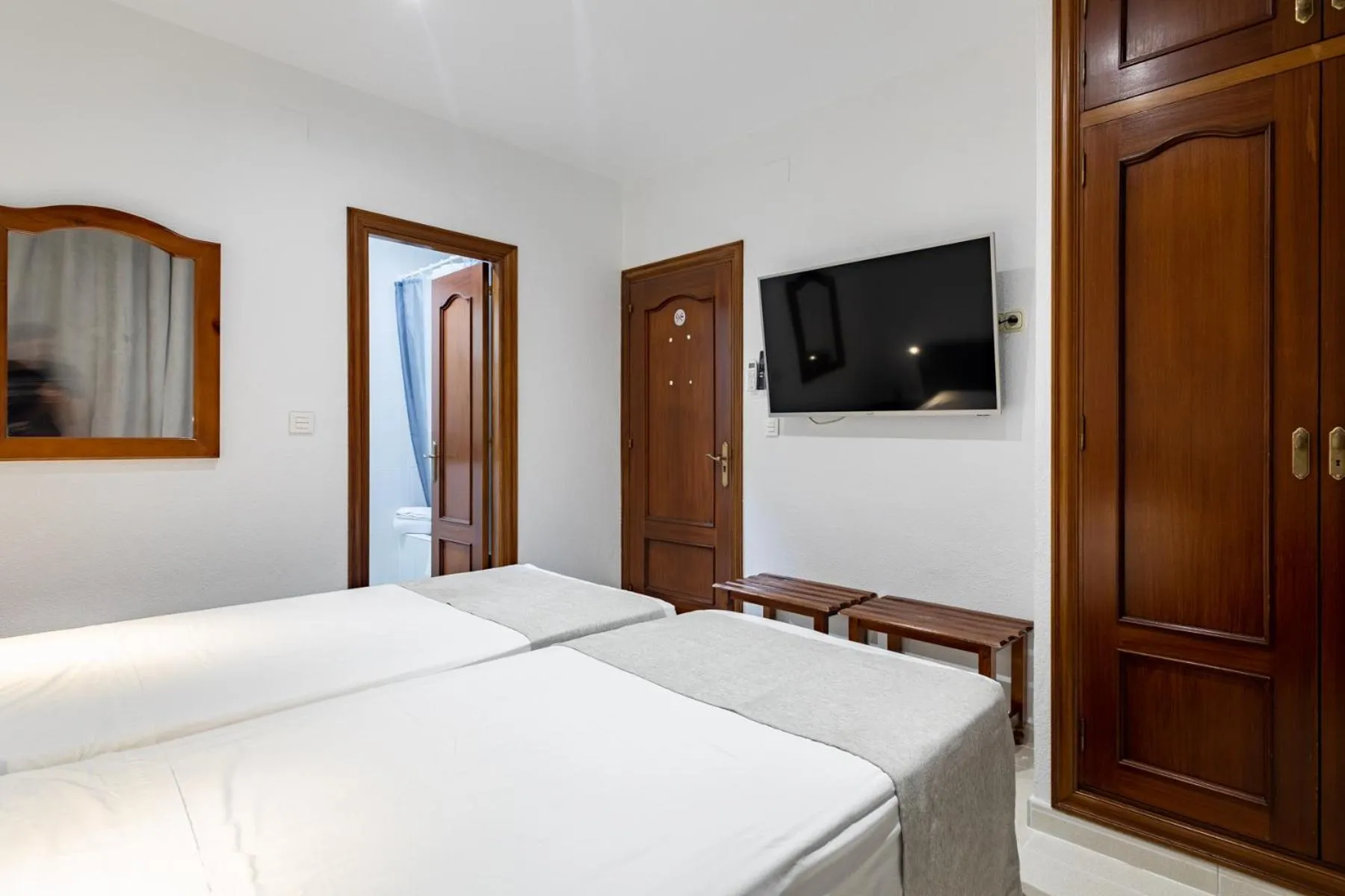 Bed in Hostal La Costa