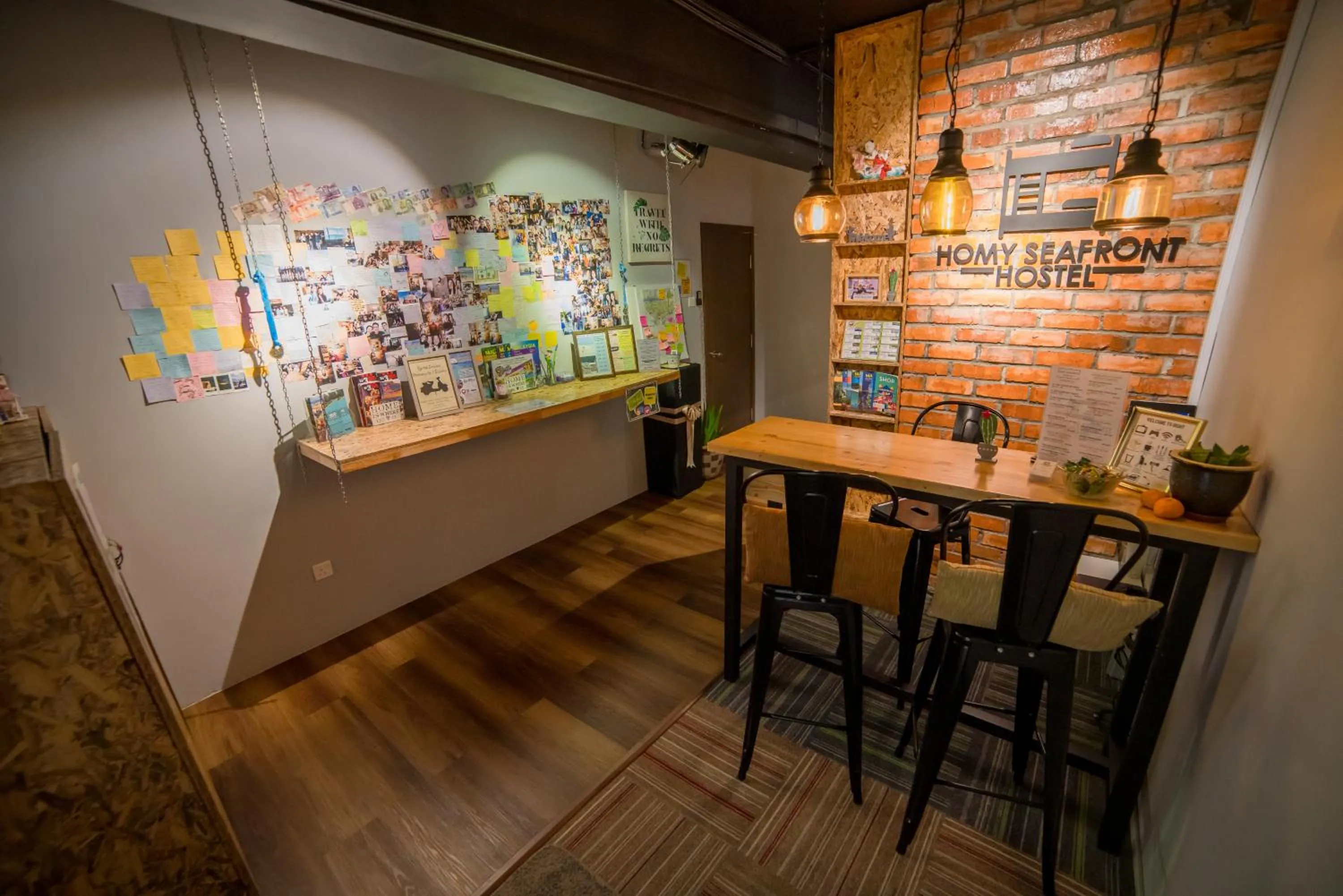 Homy Seafront Hostel