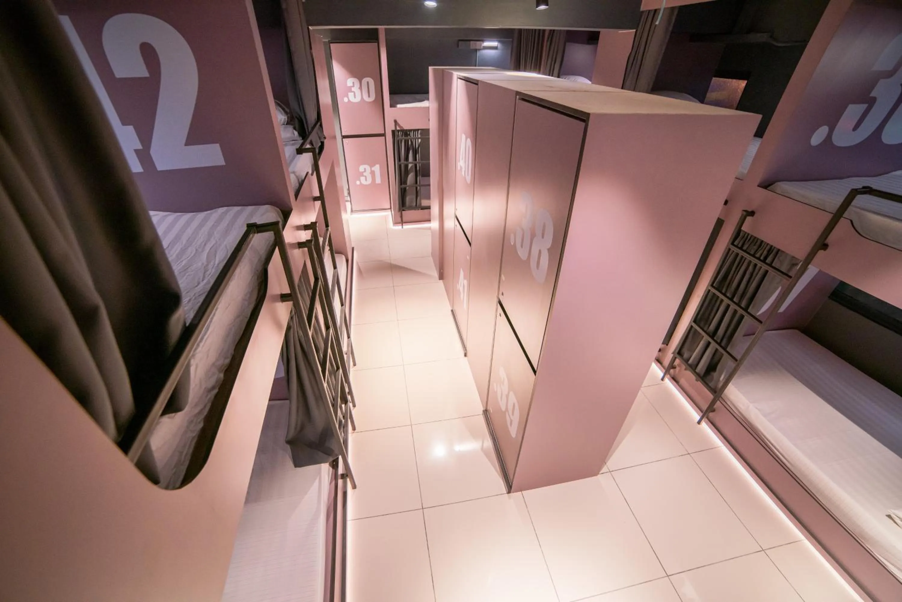 Homy Seafront Hostel