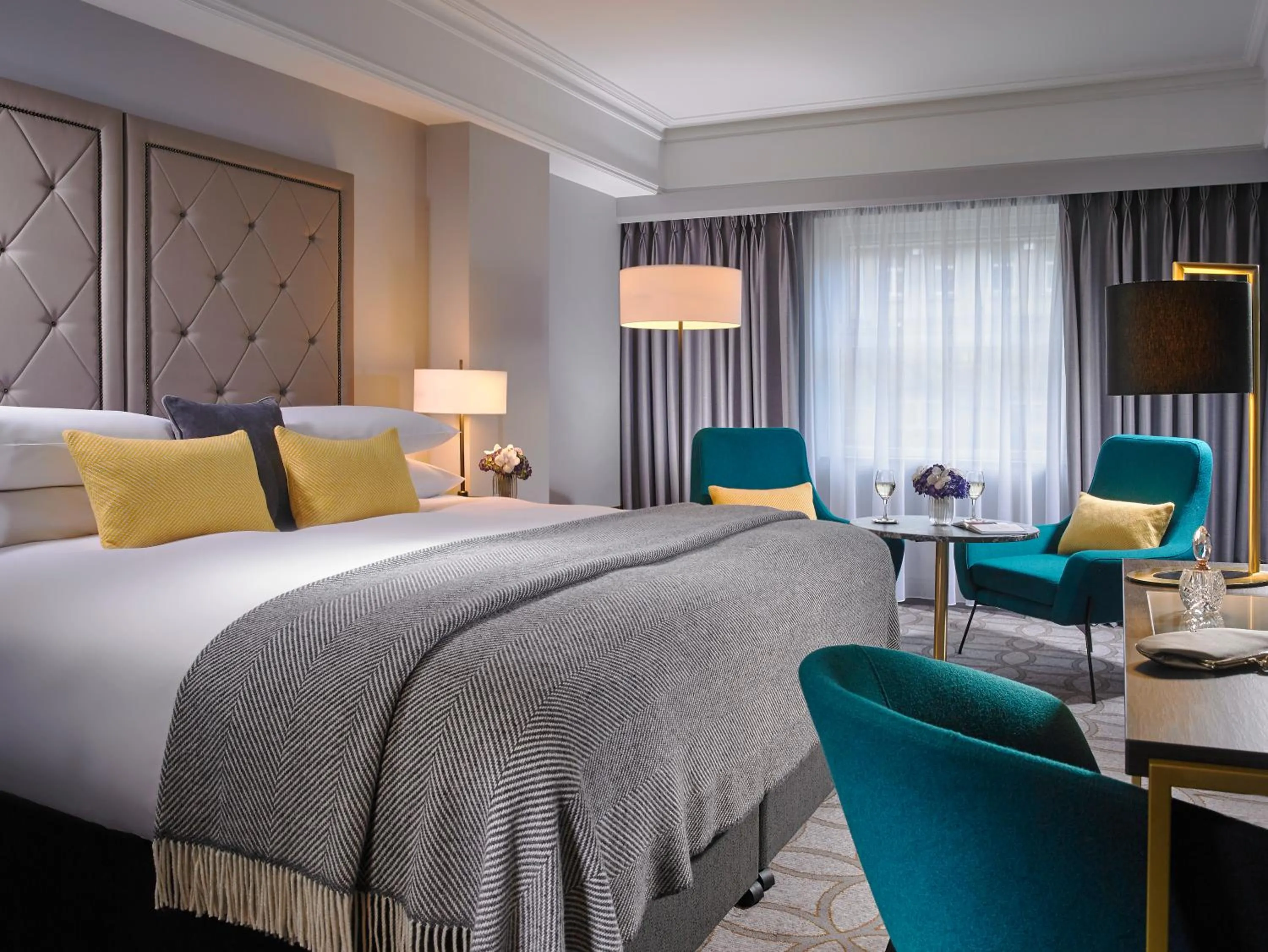 Photo of the whole room, Bed in The Davenport