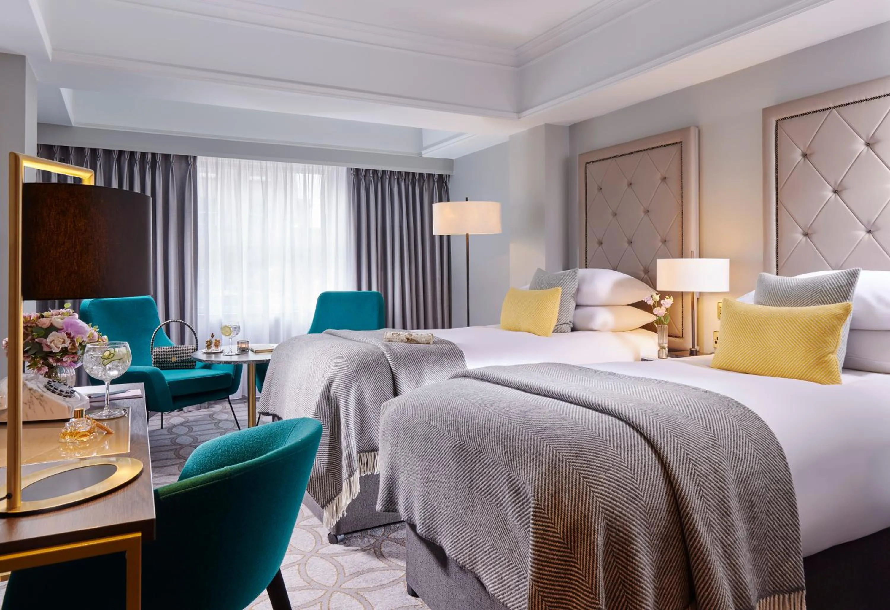 Photo of the whole room, Bed in The Davenport